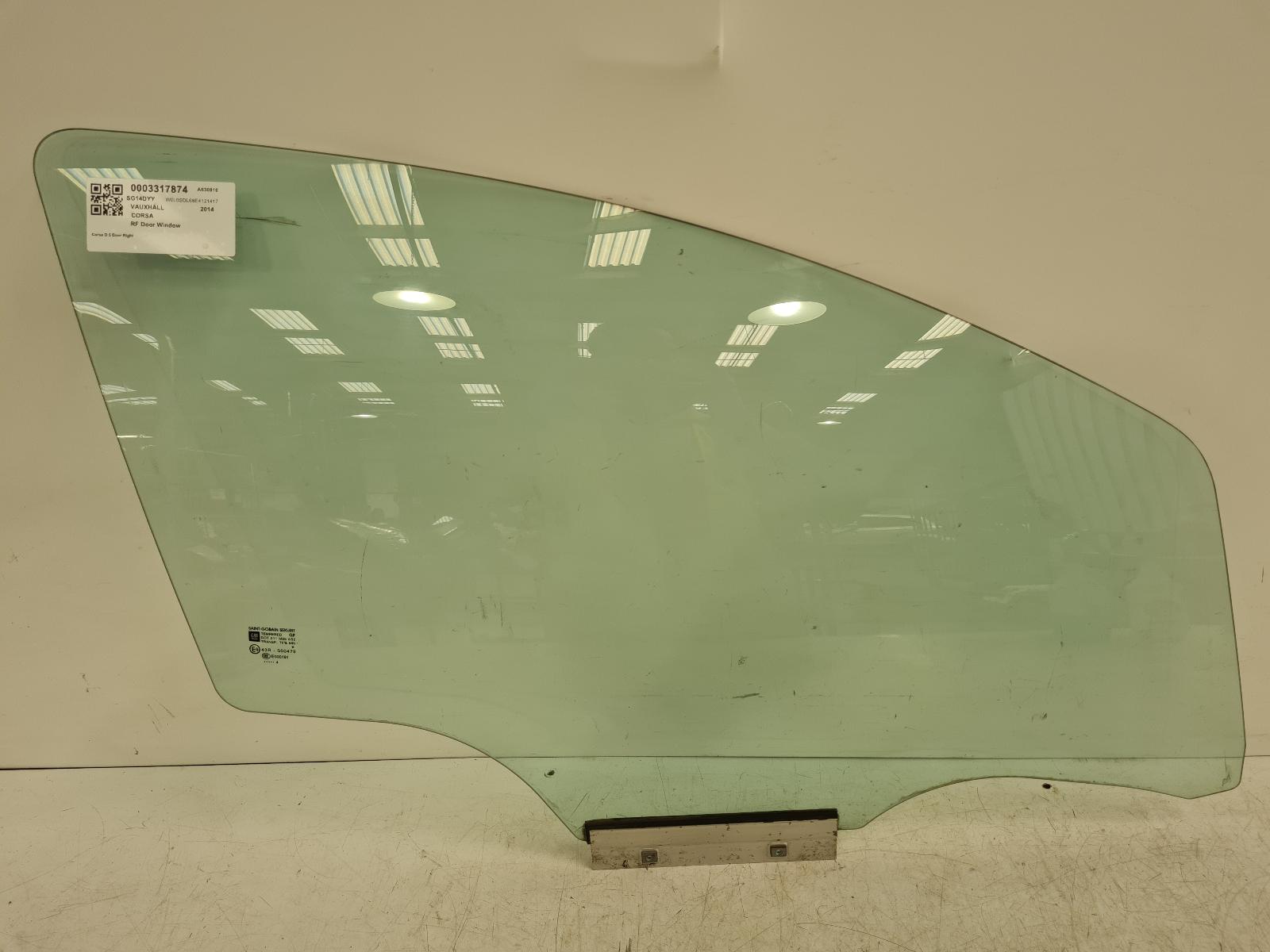 View Auto part RF Door Window Vauxhall Corsa 2014