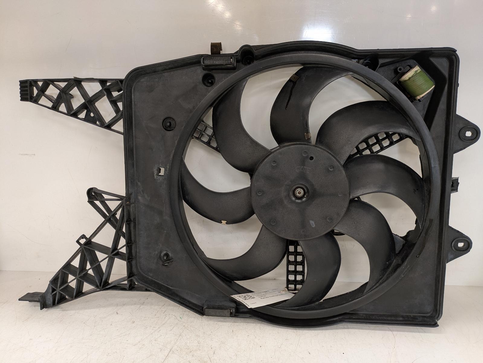 View Auto part Engine Cooling Motor Vauxhall Corsa 2014