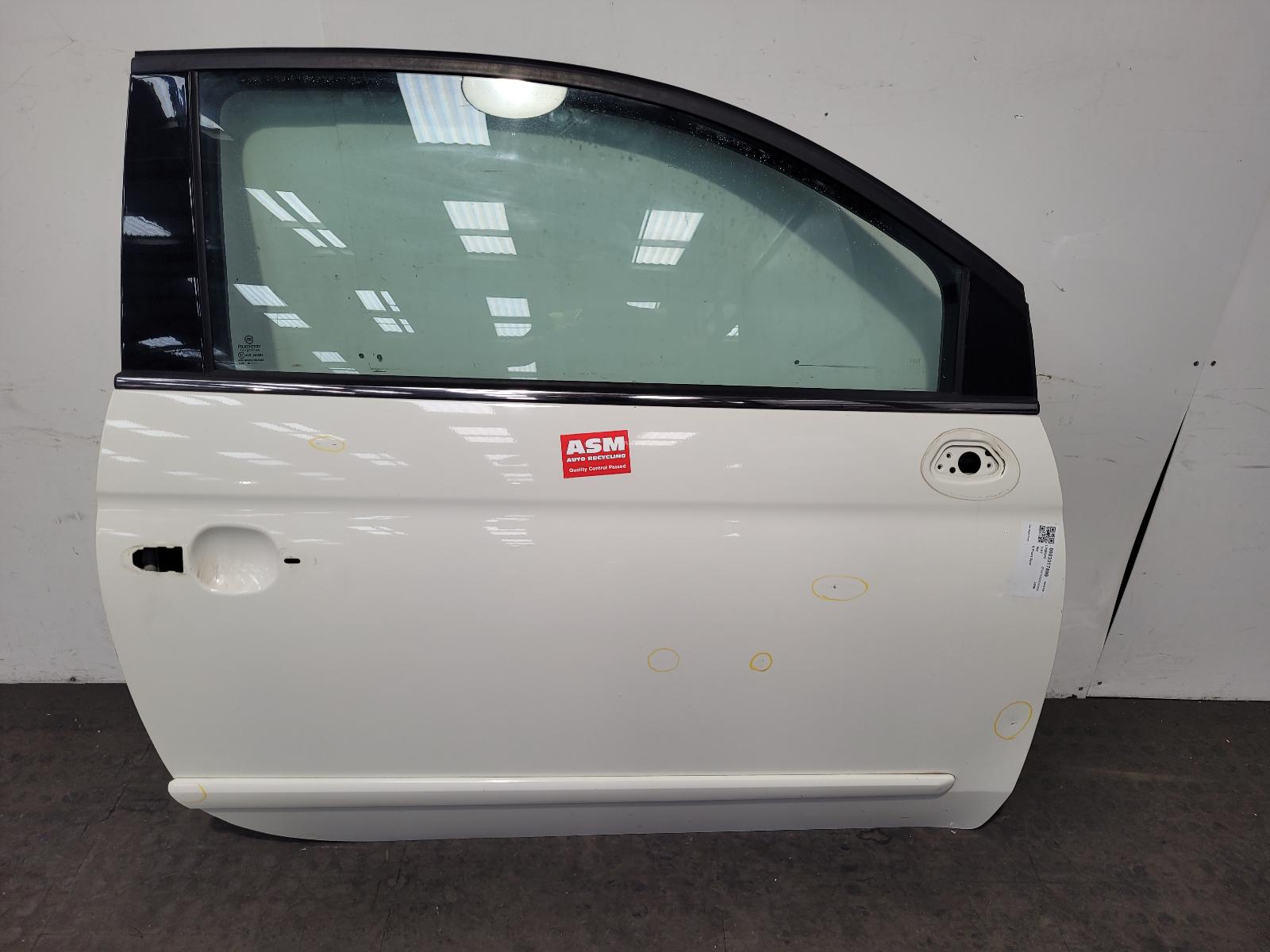 View Auto part R Front Door Fiat 500 2008