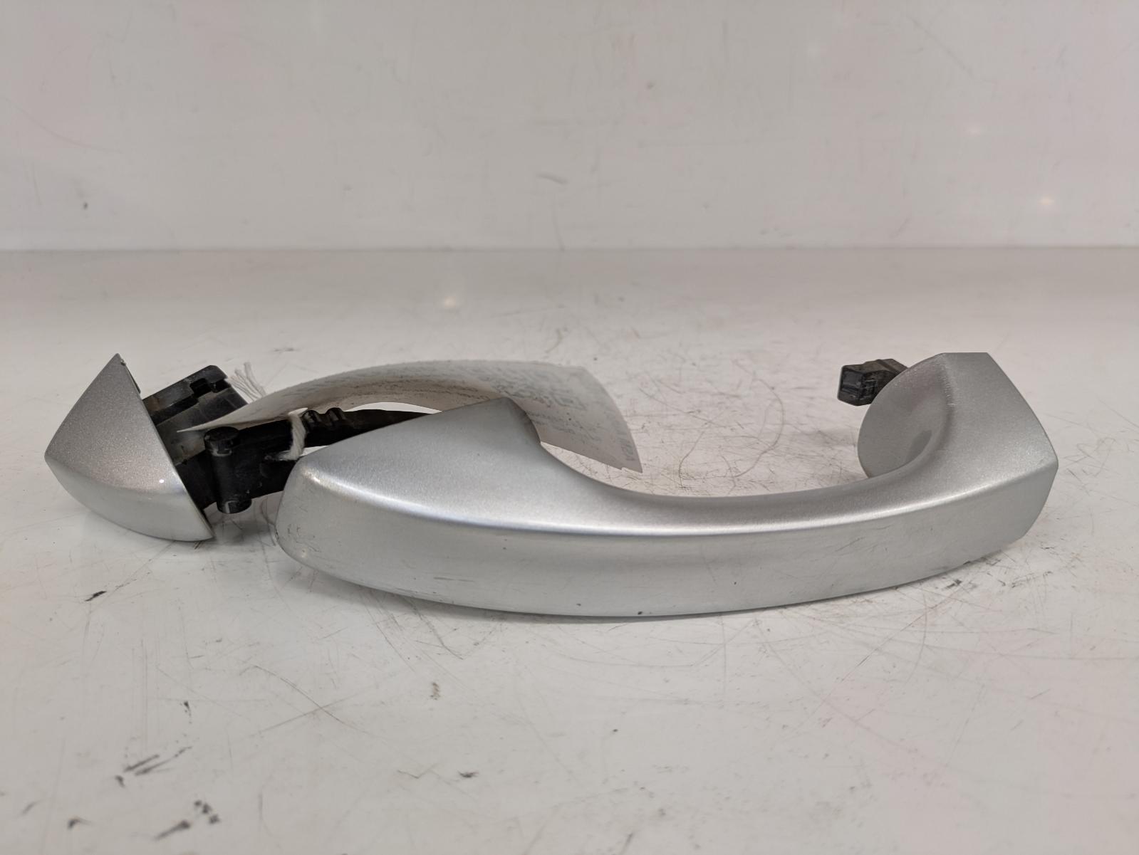 View Auto part Door Handle Volkswagen Golf 2014