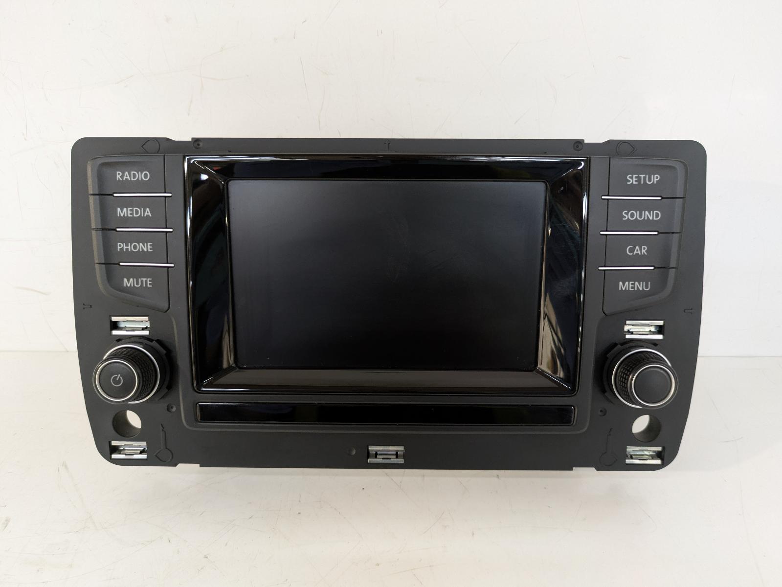 View Auto part A/V Equipment Volkswagen Golf 2014