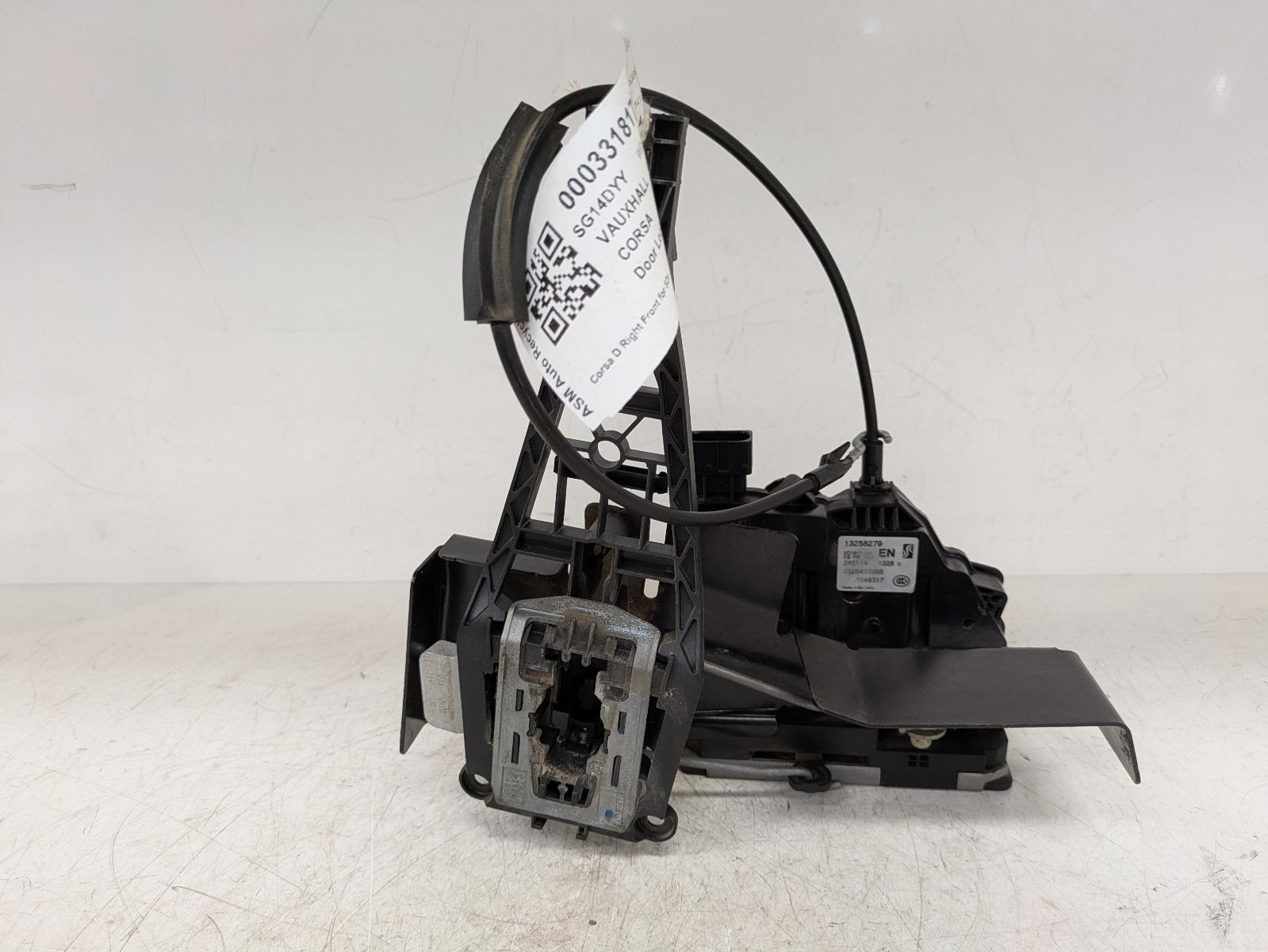 View Auto part Door Lock Assembly Vauxhall Corsa 2014