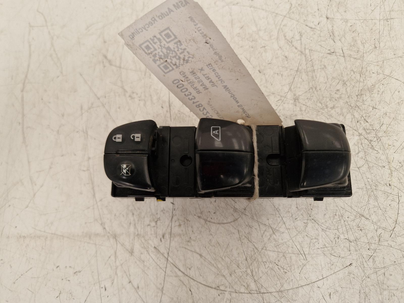 View Auto part Elect. Window Switch Nissan X Trail 2016