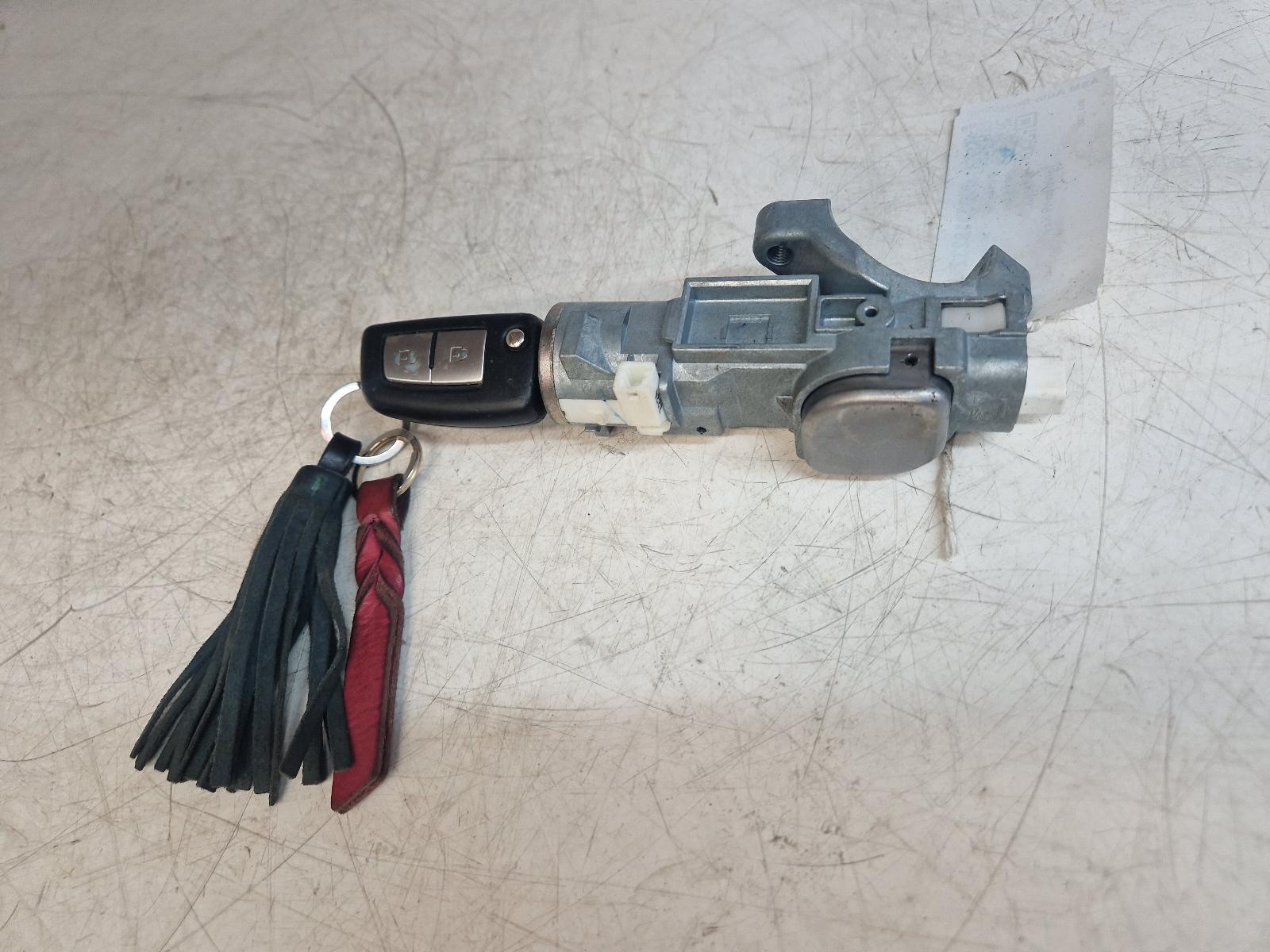 View Auto part Ignition W/Key Nissan X Trail 2016