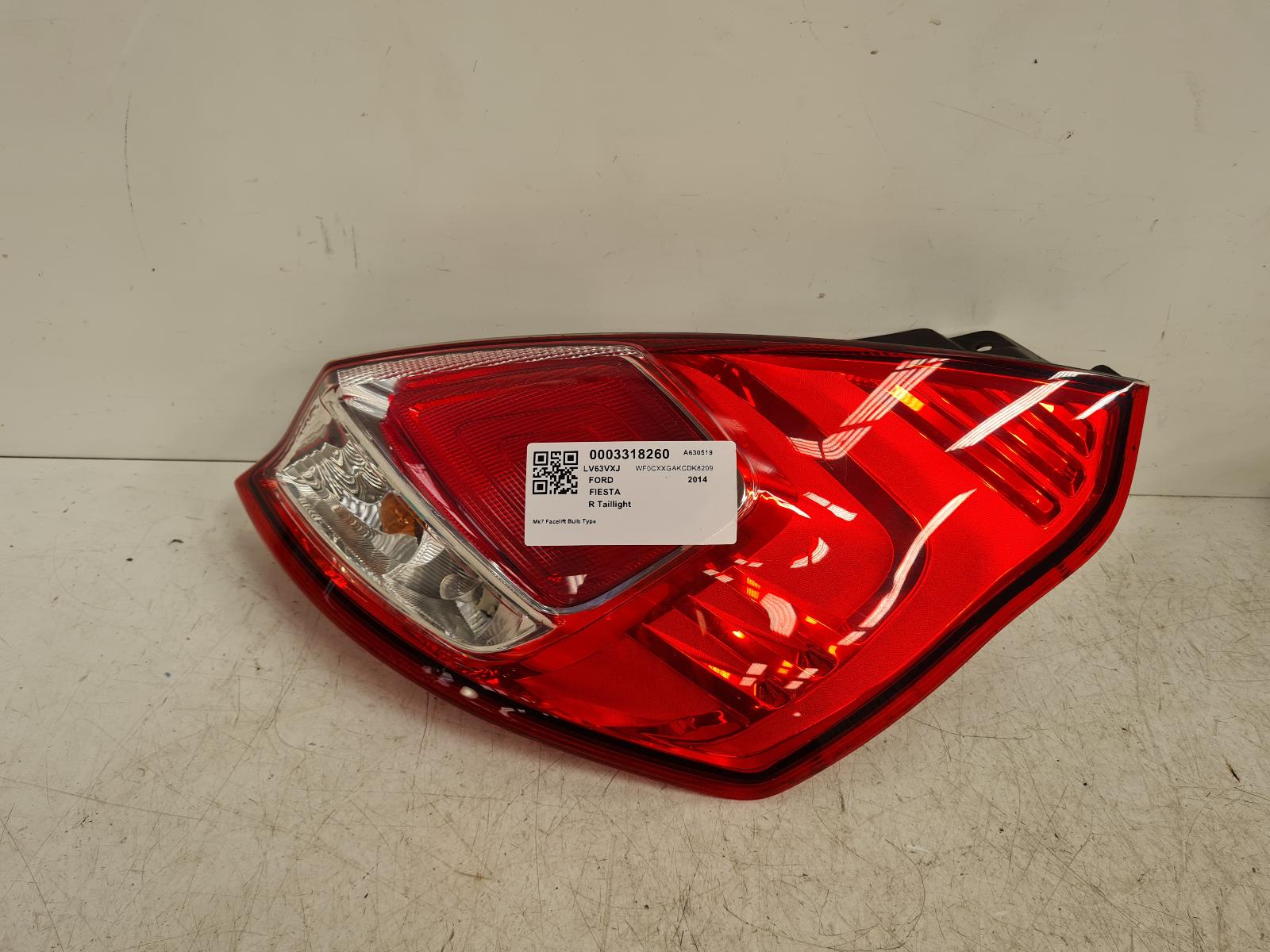 View Auto part R Taillight Ford Fiesta 2014