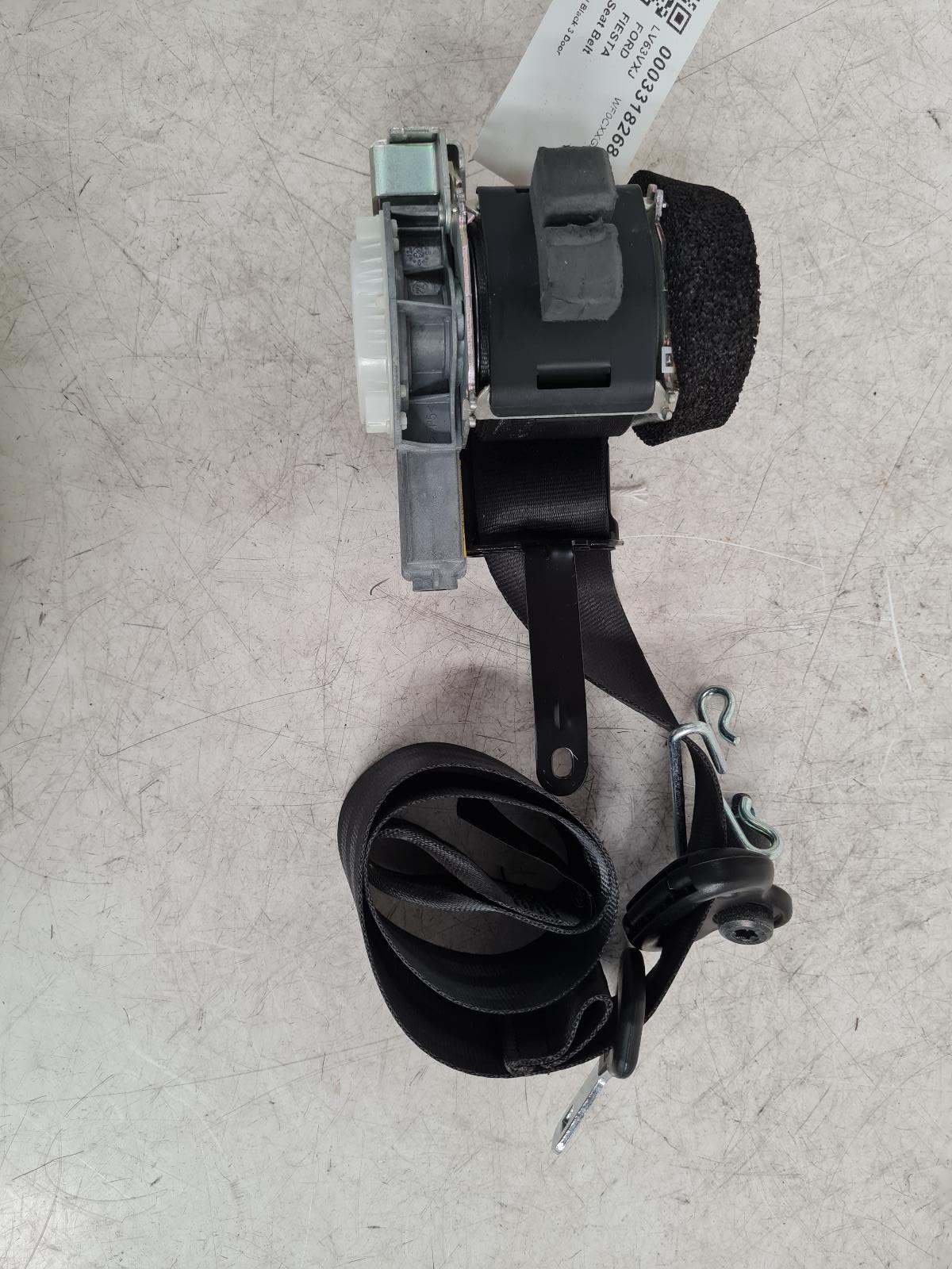 View Auto part Seat Belt Ford Fiesta 2014