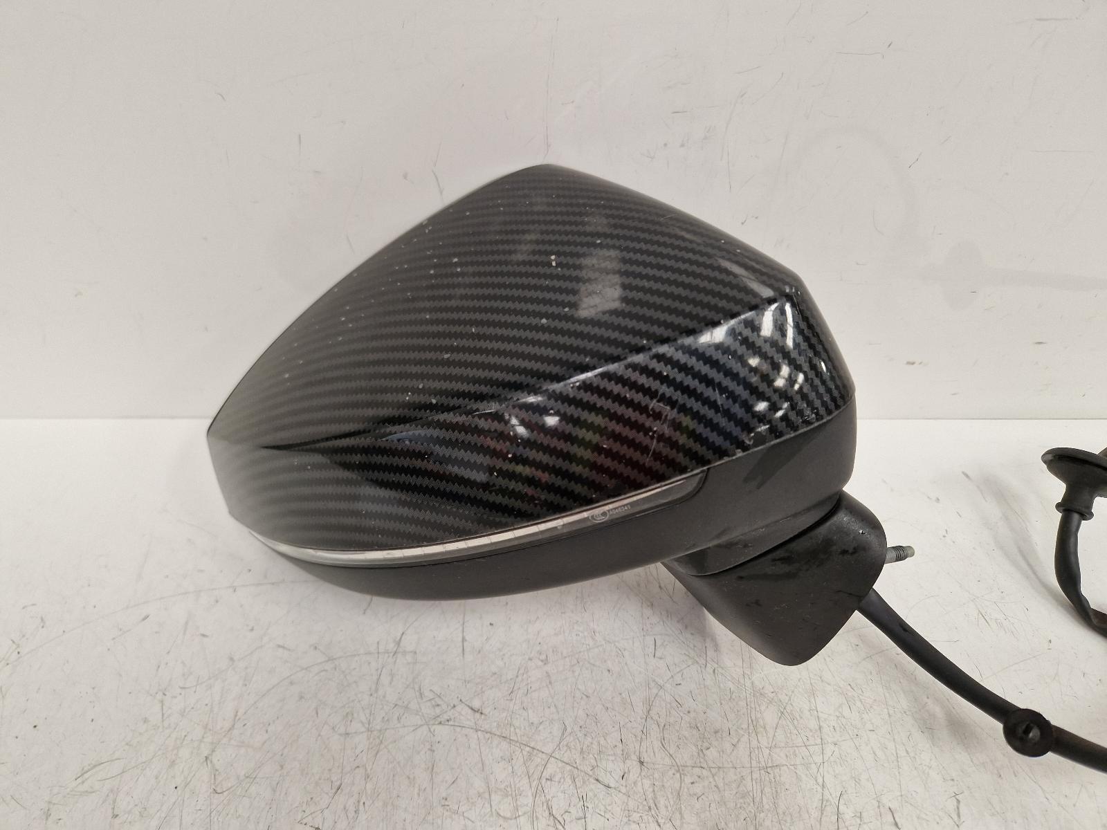 View Auto part R Door Mirror Audi A3 2014