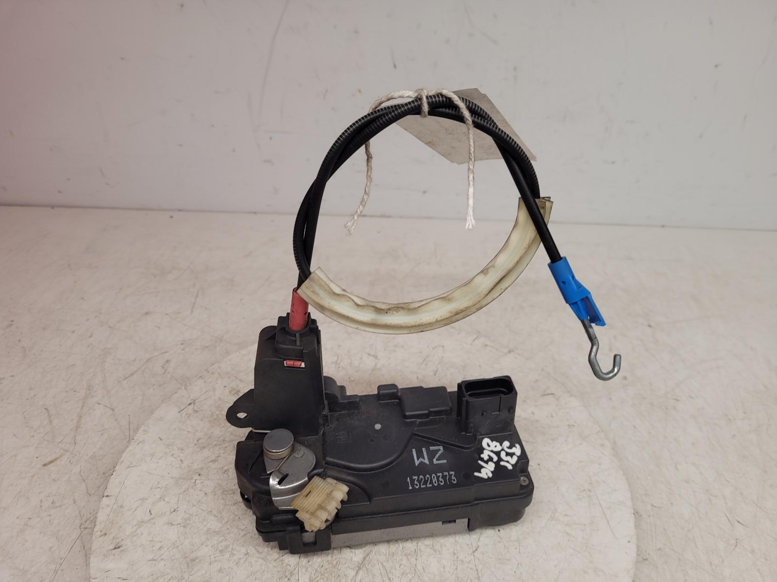View Auto part Door Lock Assembly Vauxhall Zafira 2013