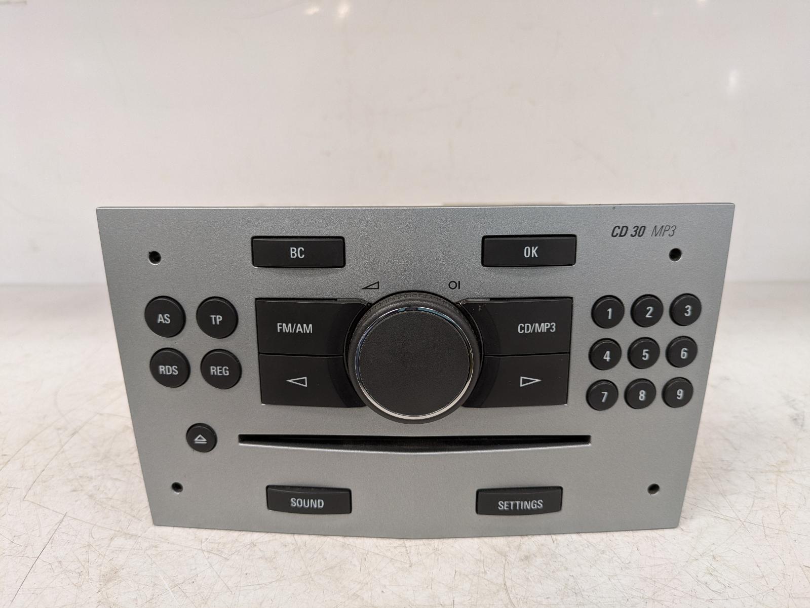 View Auto part A/V Equipment Vauxhall Zafira 2013