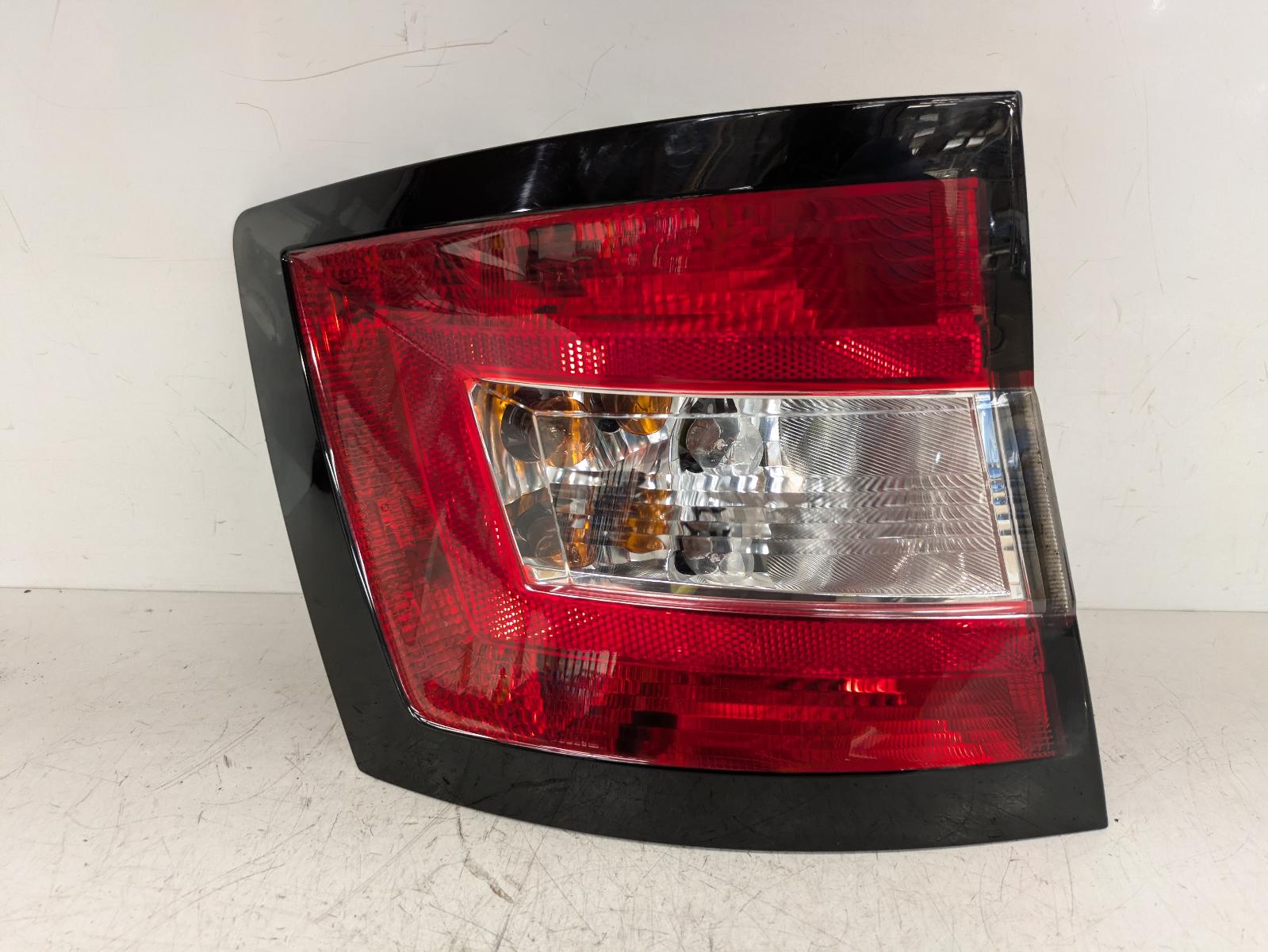 View Auto part L Taillight Skoda Fabia 2015