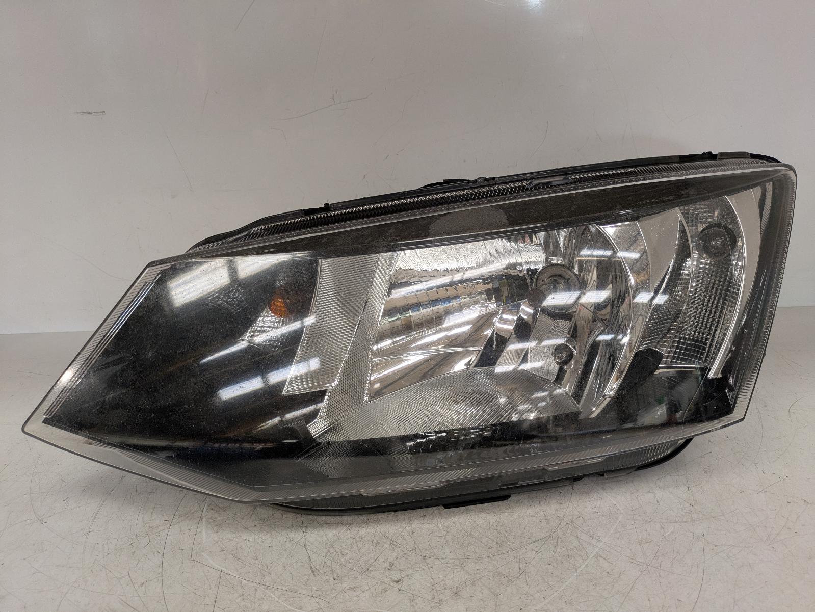 View Auto part L Headlamp Skoda Fabia 2015