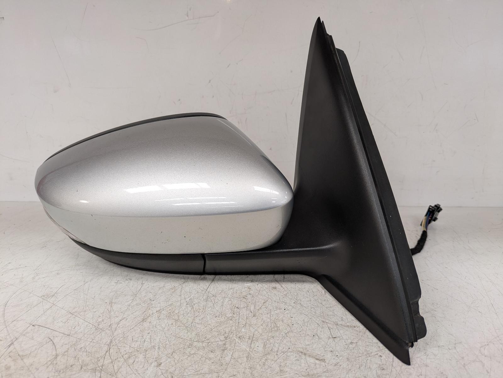 View Auto part R Door Mirror Skoda Fabia 2015