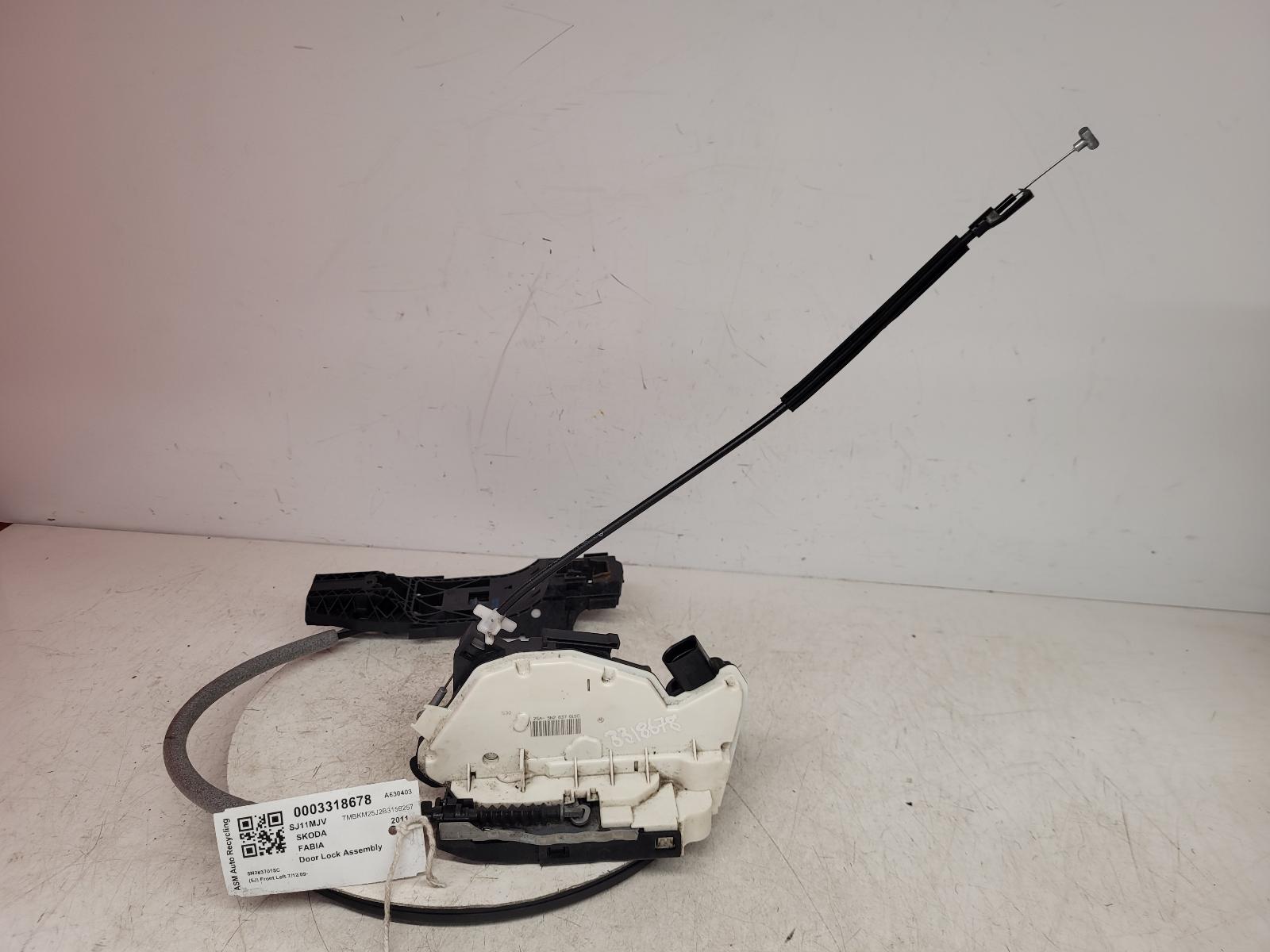 View Auto part Door Lock Assembly Skoda Fabia 2011
