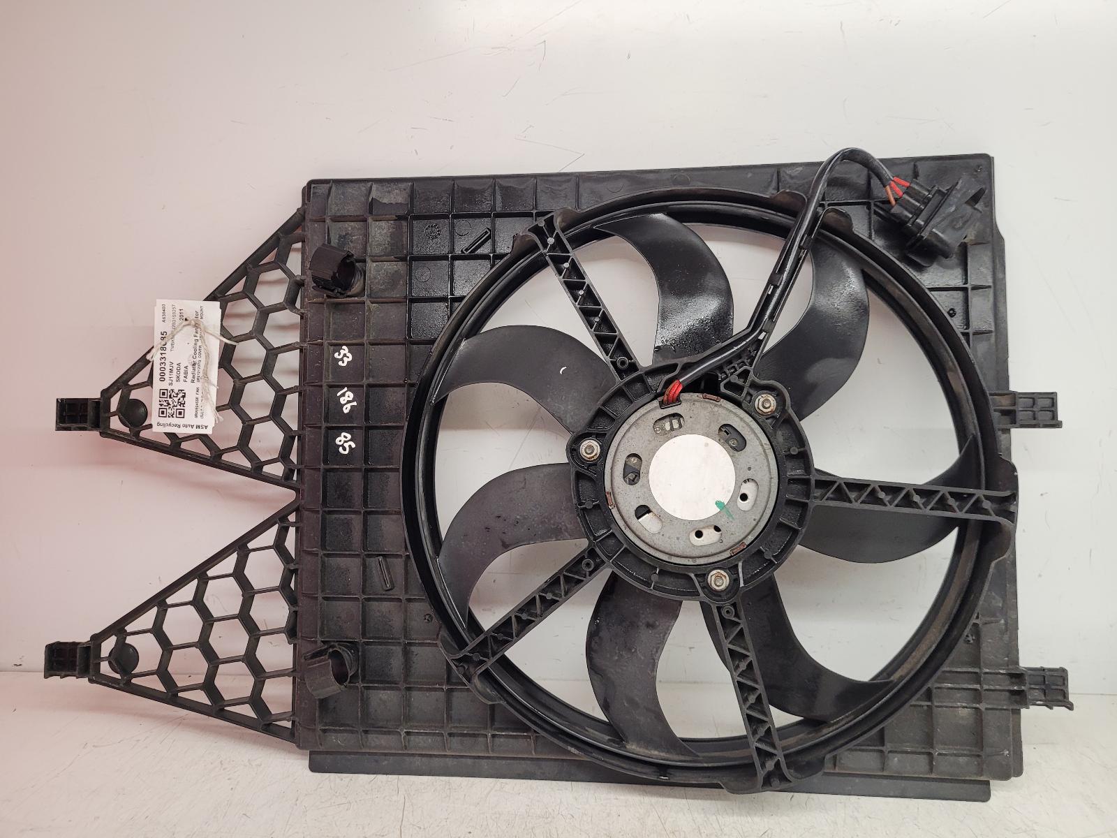 View Auto part Engine Cooling Motor Skoda Fabia 2011