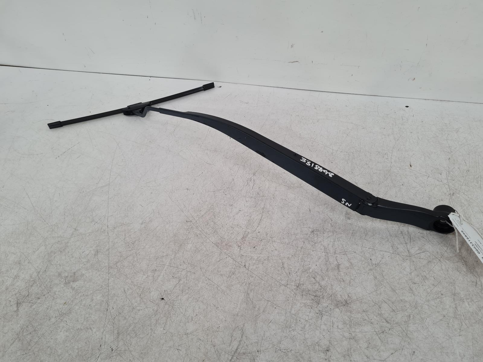 View Auto part Wiper Arm Hyundai I20 2017