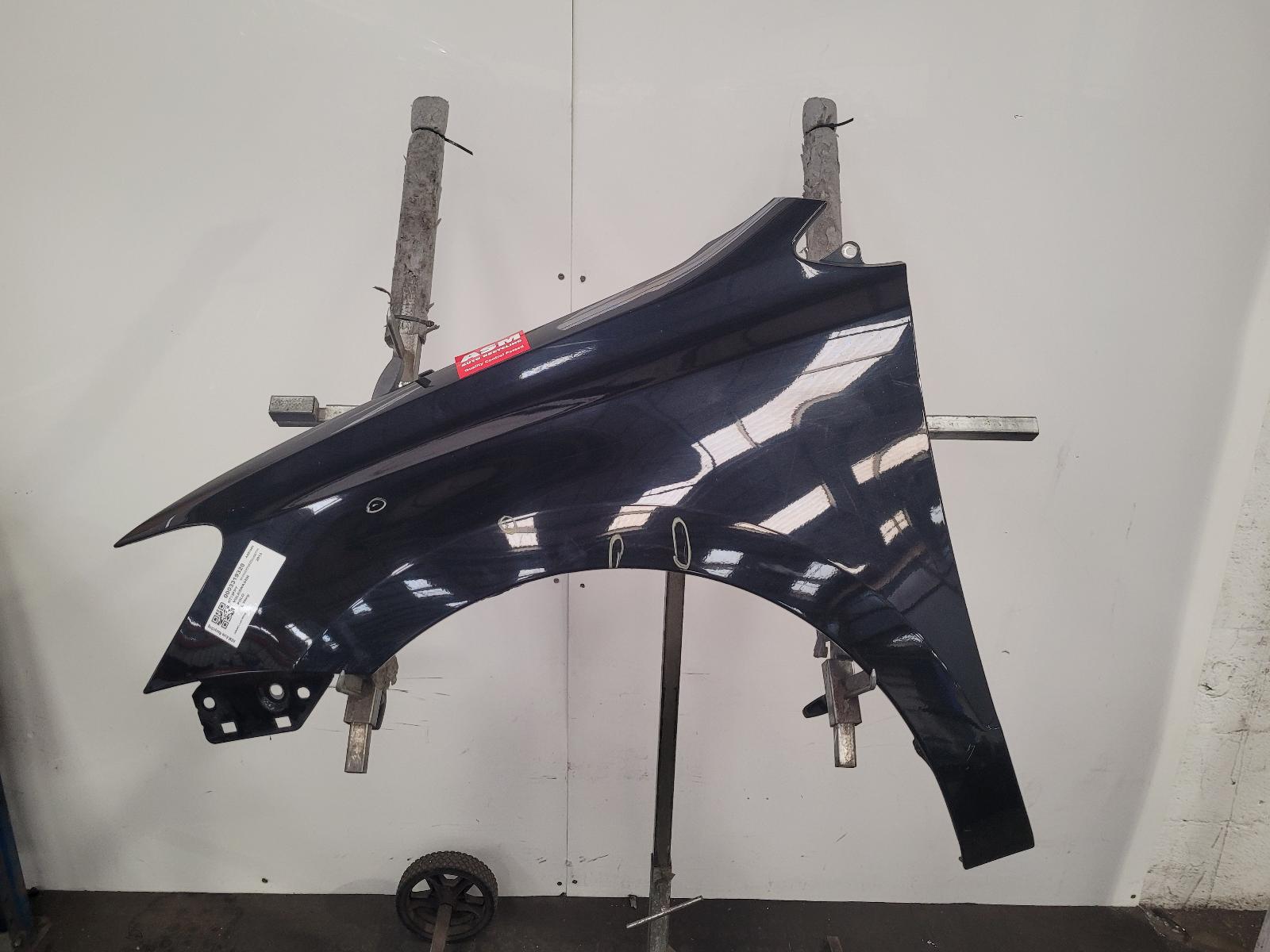 View Auto part L Wing Volkswagen Polo 2013