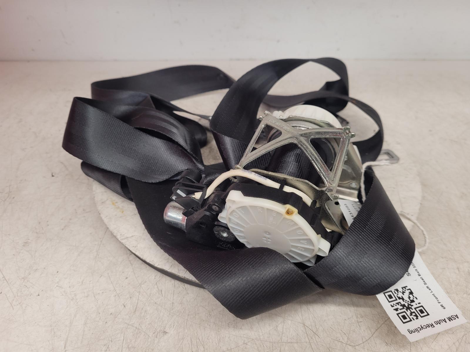 View Auto part Seat Belt Volkswagen Polo 2013