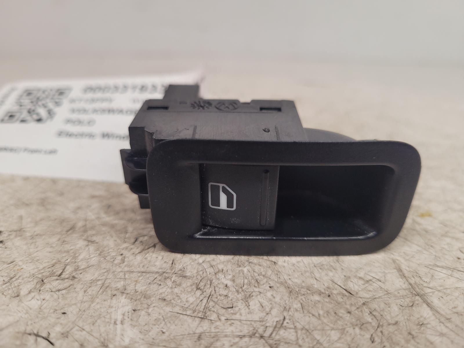 View Auto part Elect. Window Switch Volkswagen Polo 2013