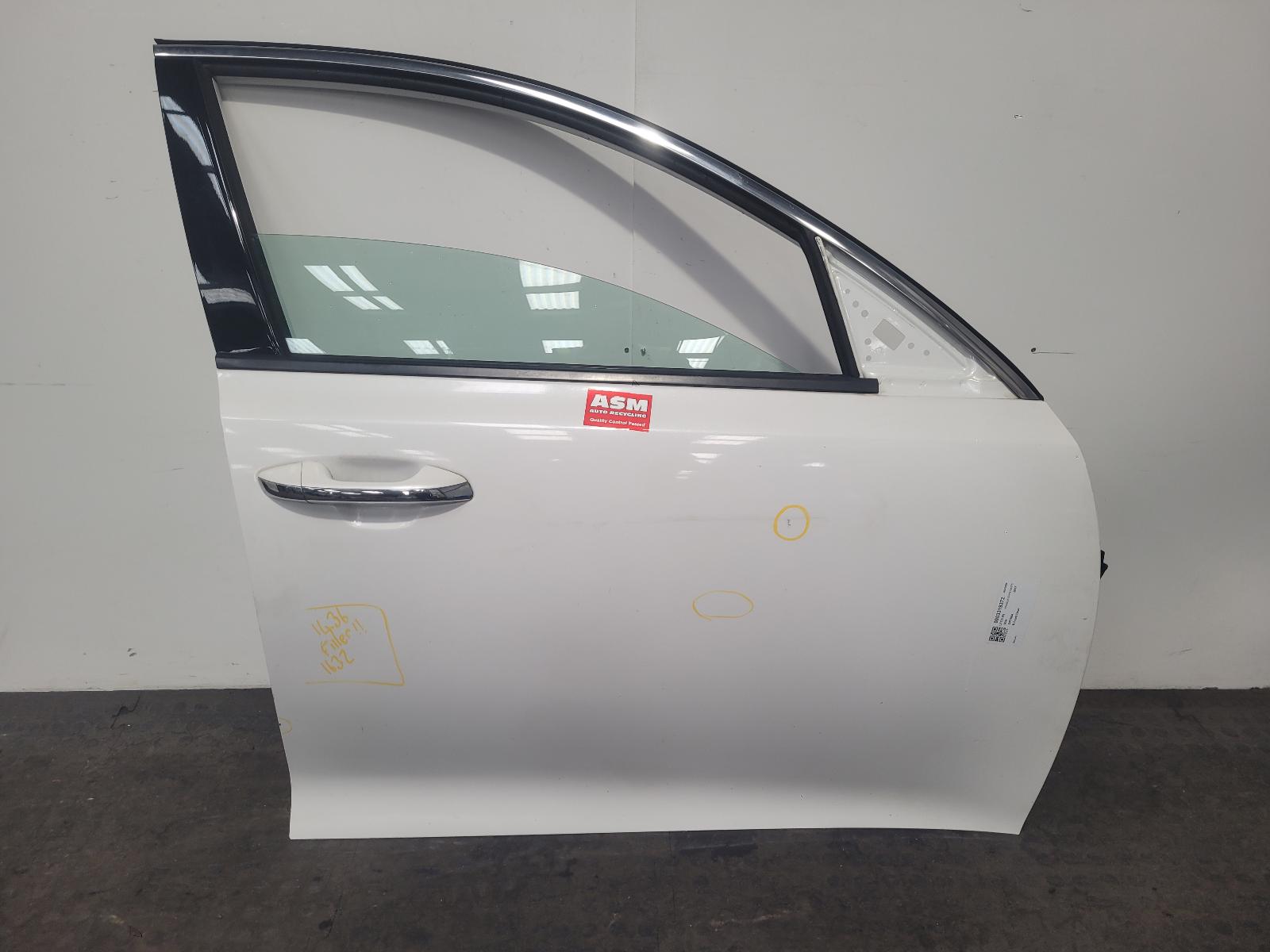 View Auto part R Front Door Kia Optima 2017