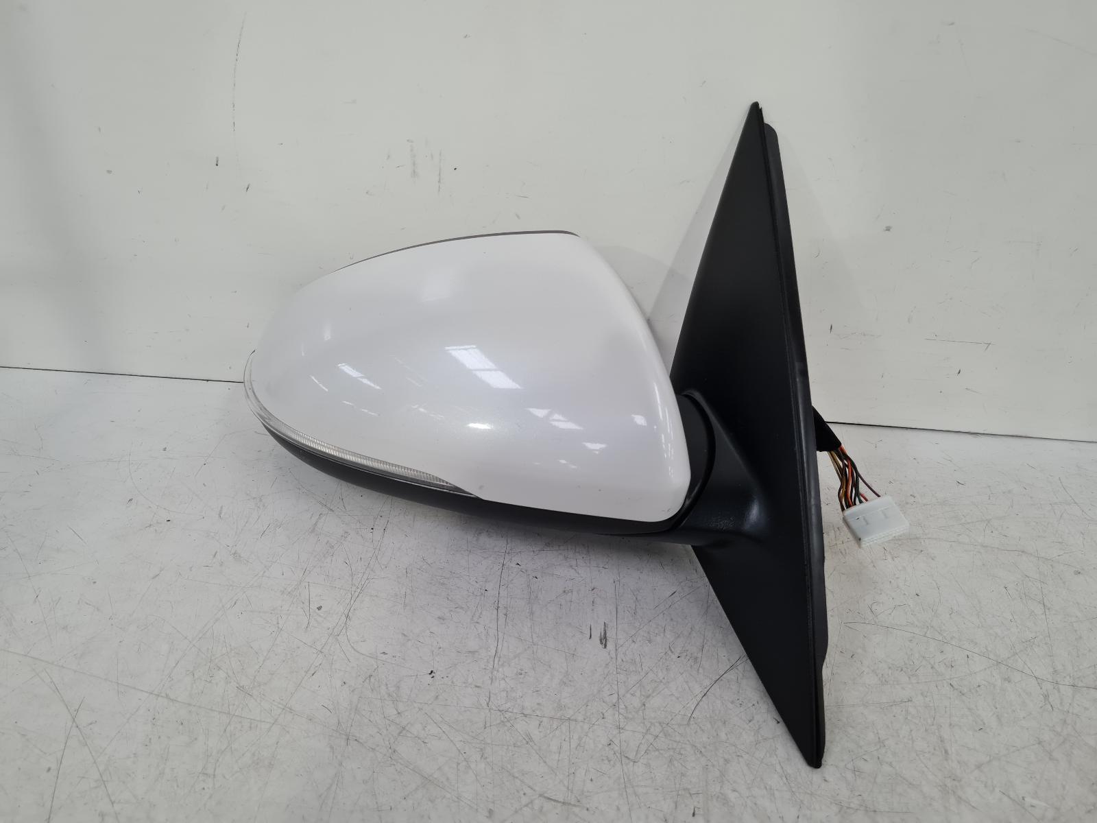View Auto part R Door Mirror Kia Optima 2017