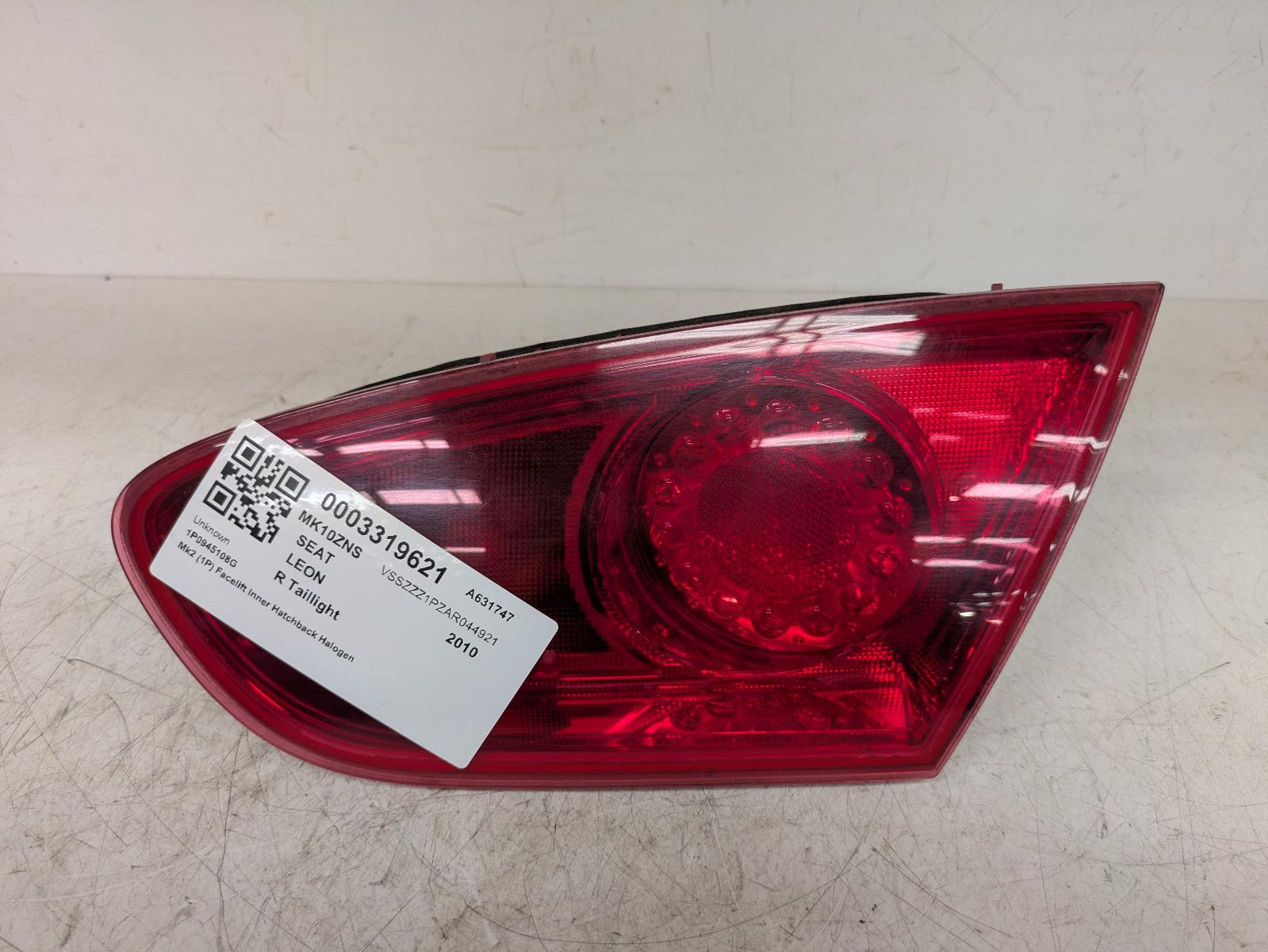 View Auto part R Taillight Seat Leon 2010