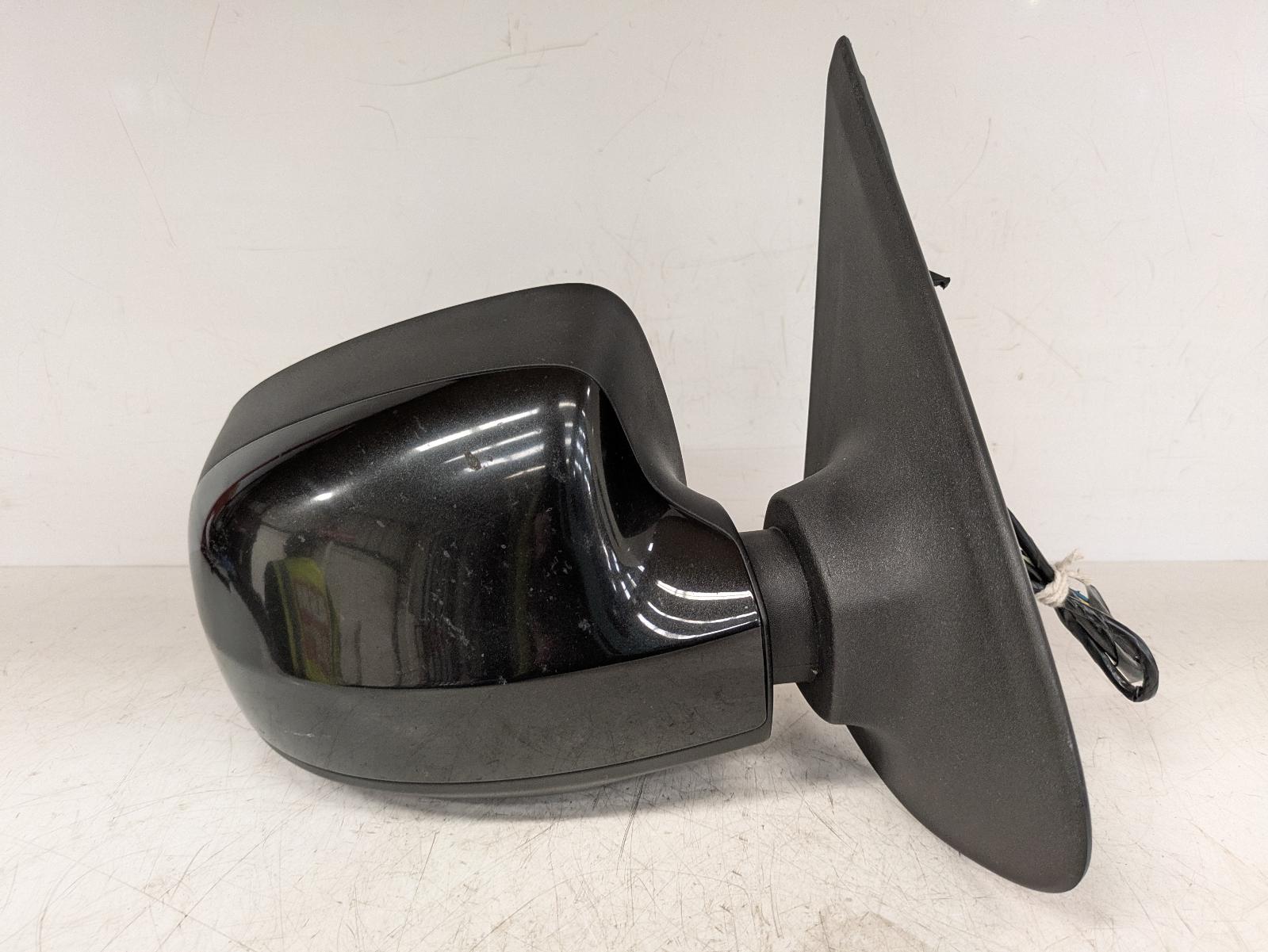 View Auto part R Door Mirror Dacia Logan 2016