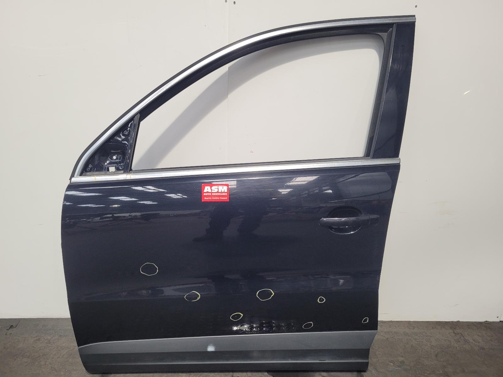 View Auto part L Front Door Volkswagen Tiguan 2010