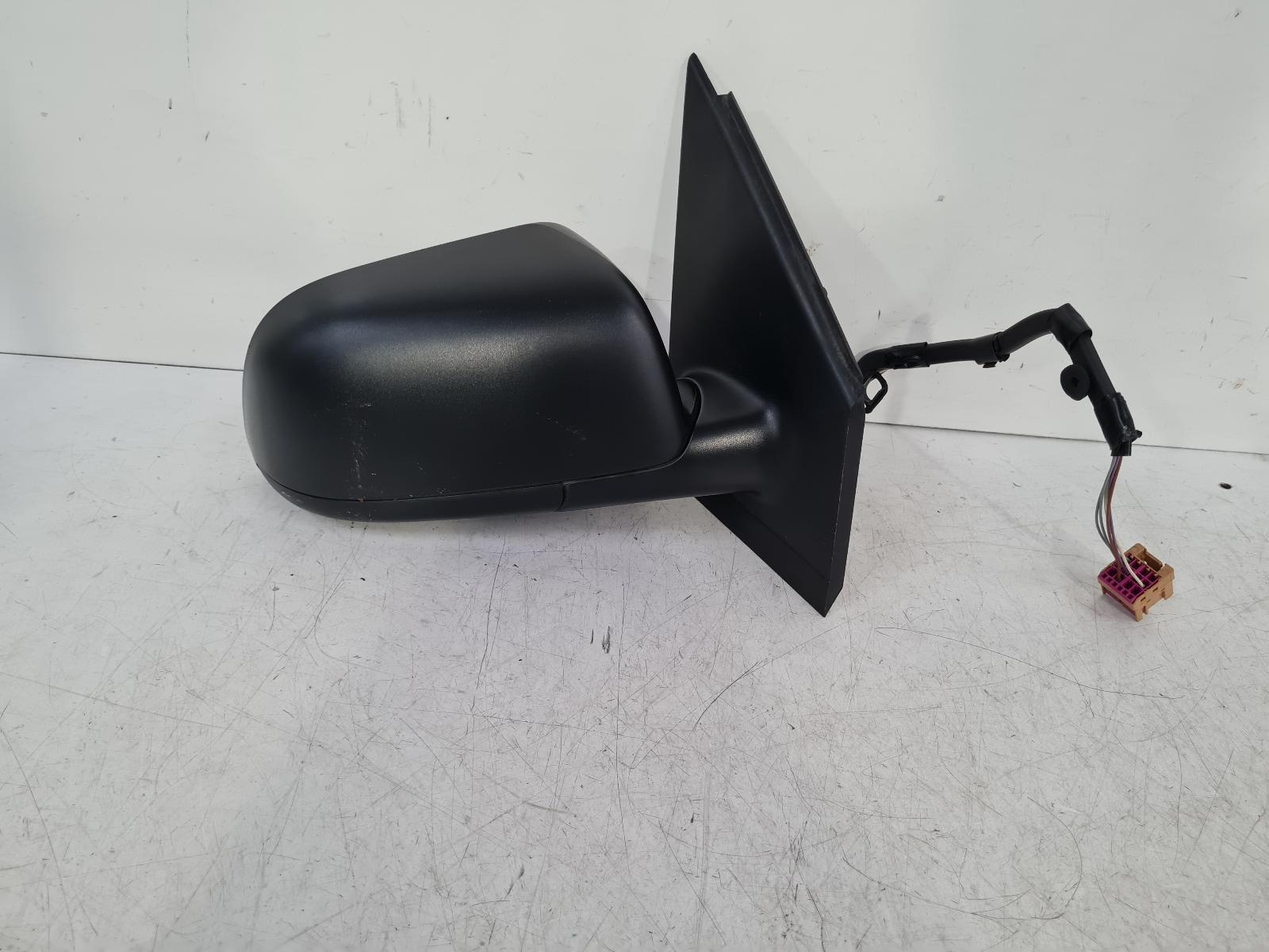 View Auto part R Door Mirror Volkswagen Polo 2003