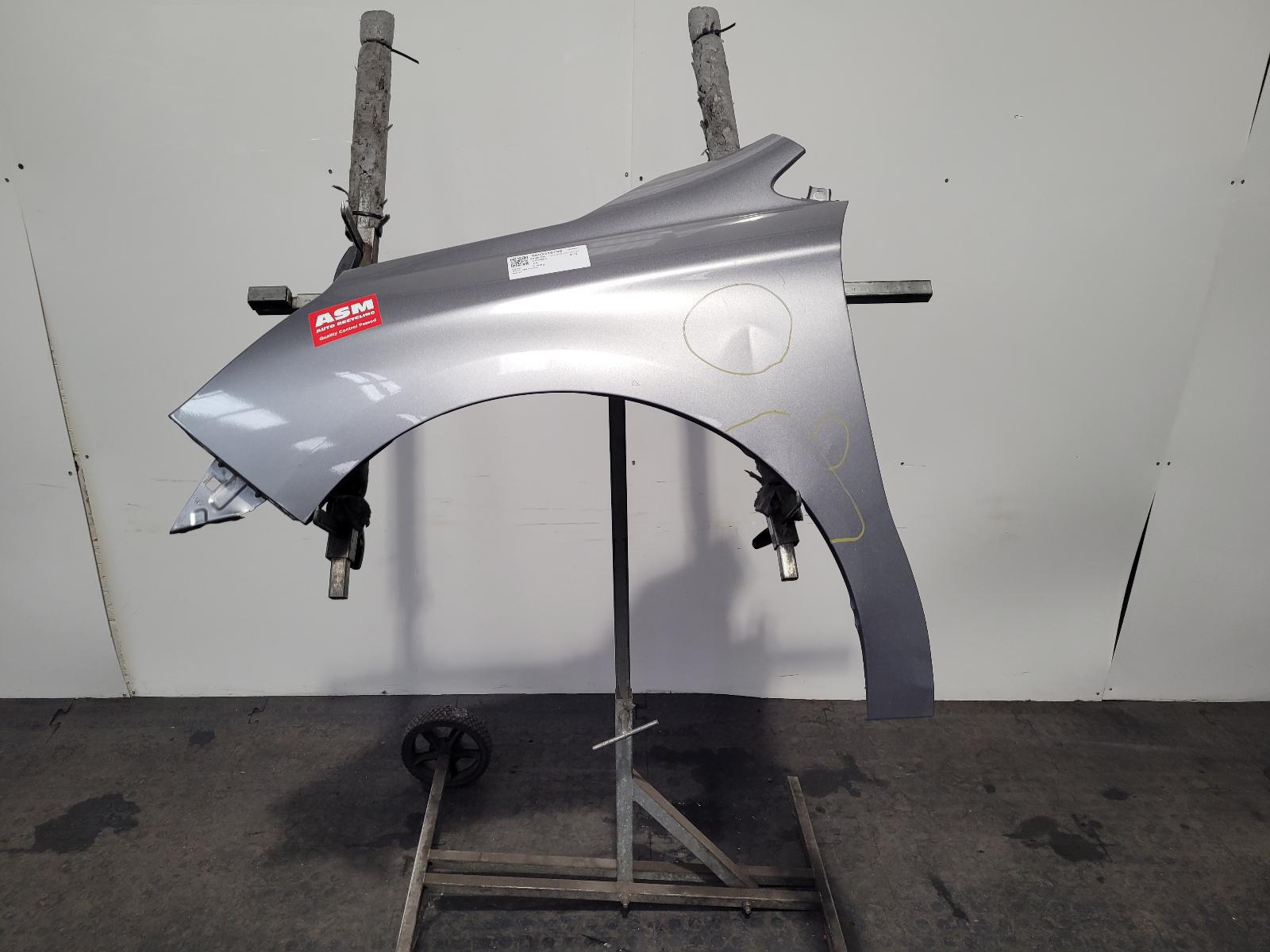 View Auto part L Wing Citroen C4 2015