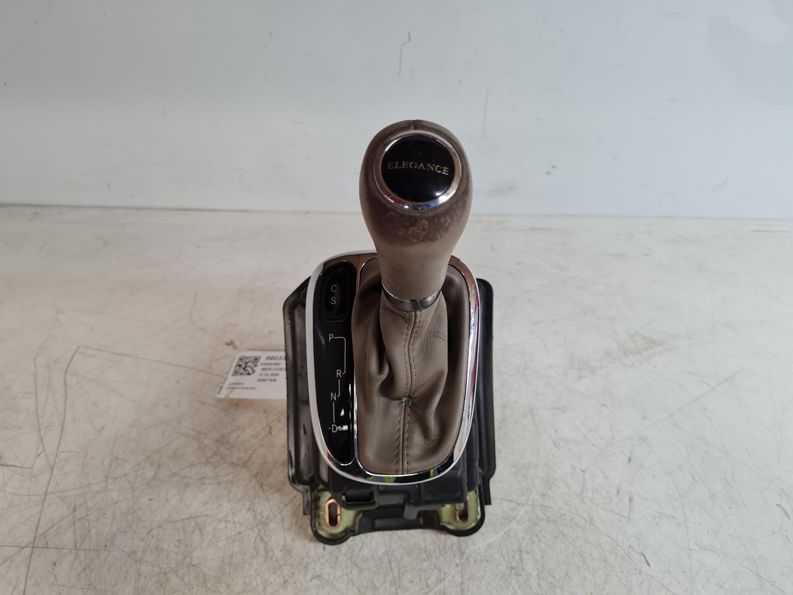 View Auto part Gear Stick/Shifter Mercedes C Class 2006