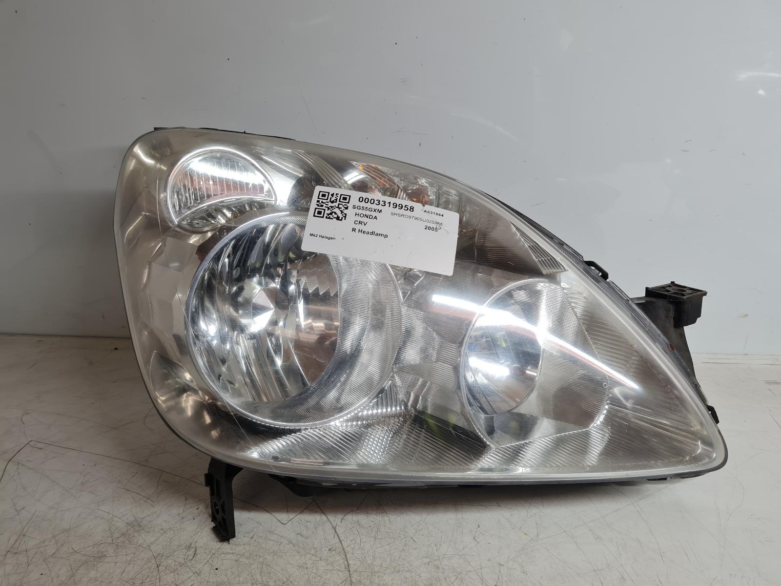 View Auto part R Headlamp Honda Crv 2005