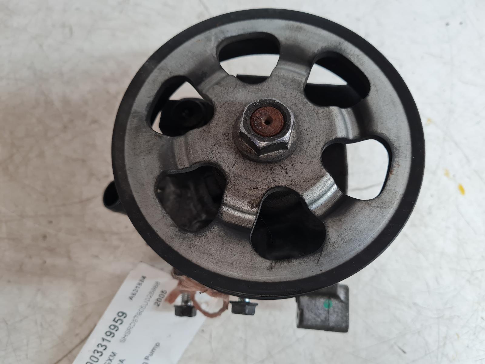 View Auto part Steering Pump Honda Crv 2005