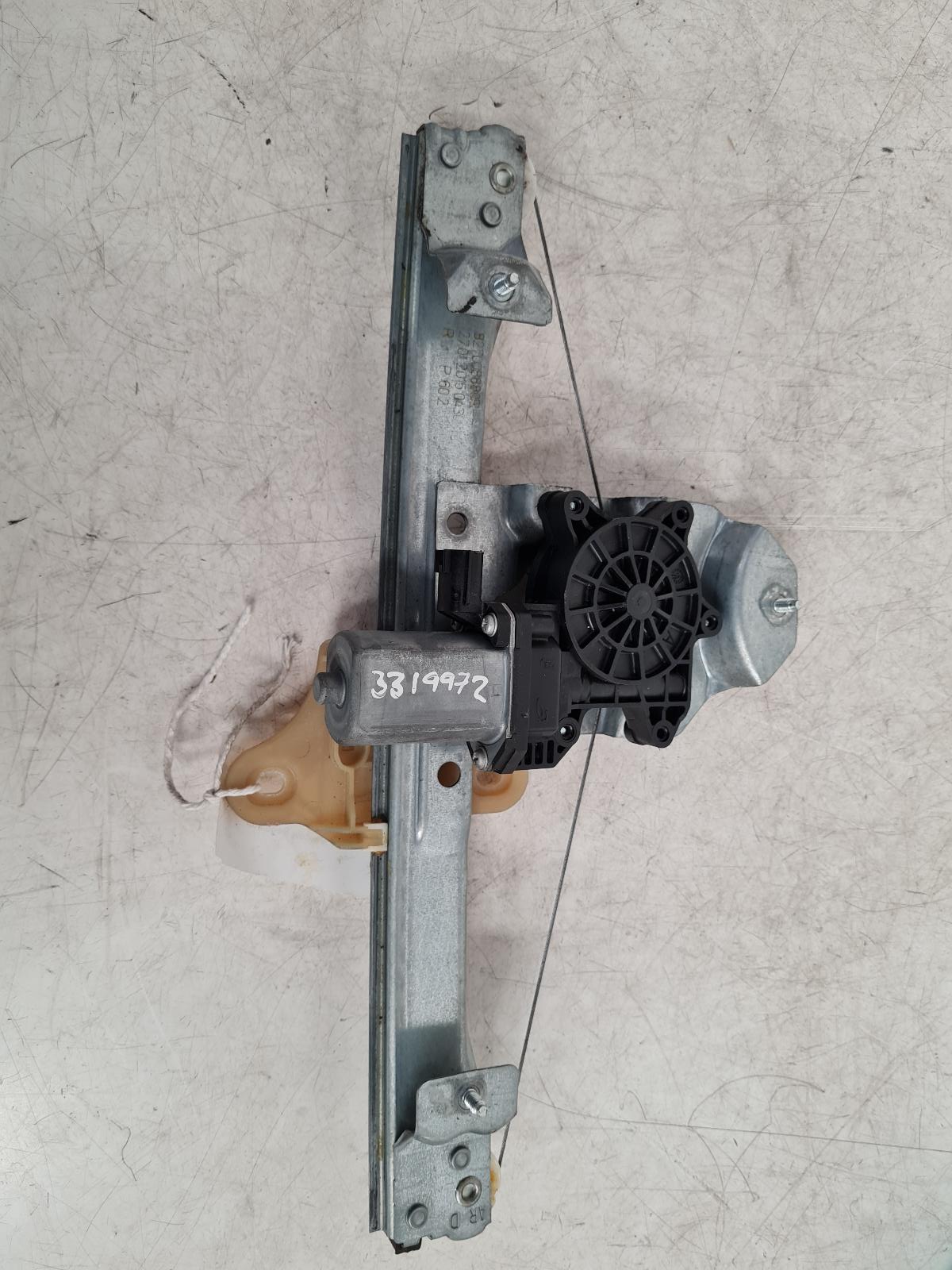 View Auto part RR Window Regulator Renault Clio 2015