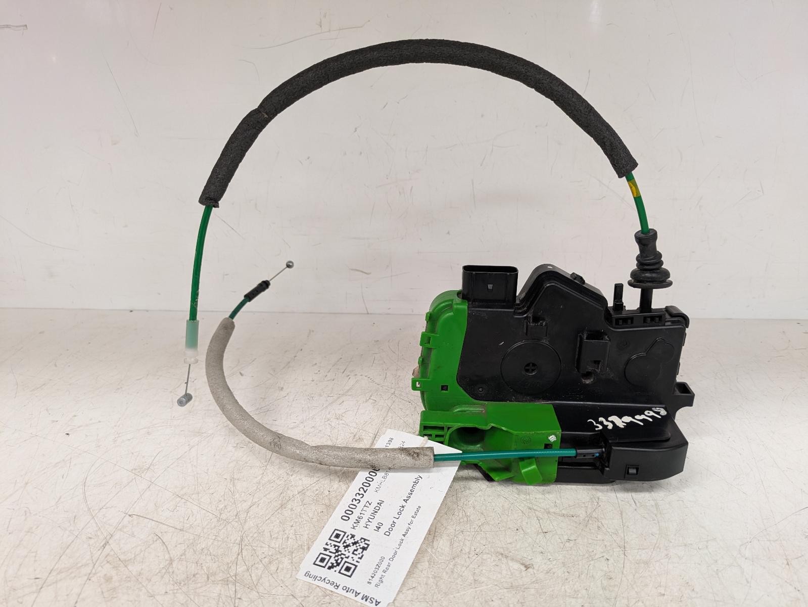 View Auto part Door Lock Assembly Hyundai I40 2011