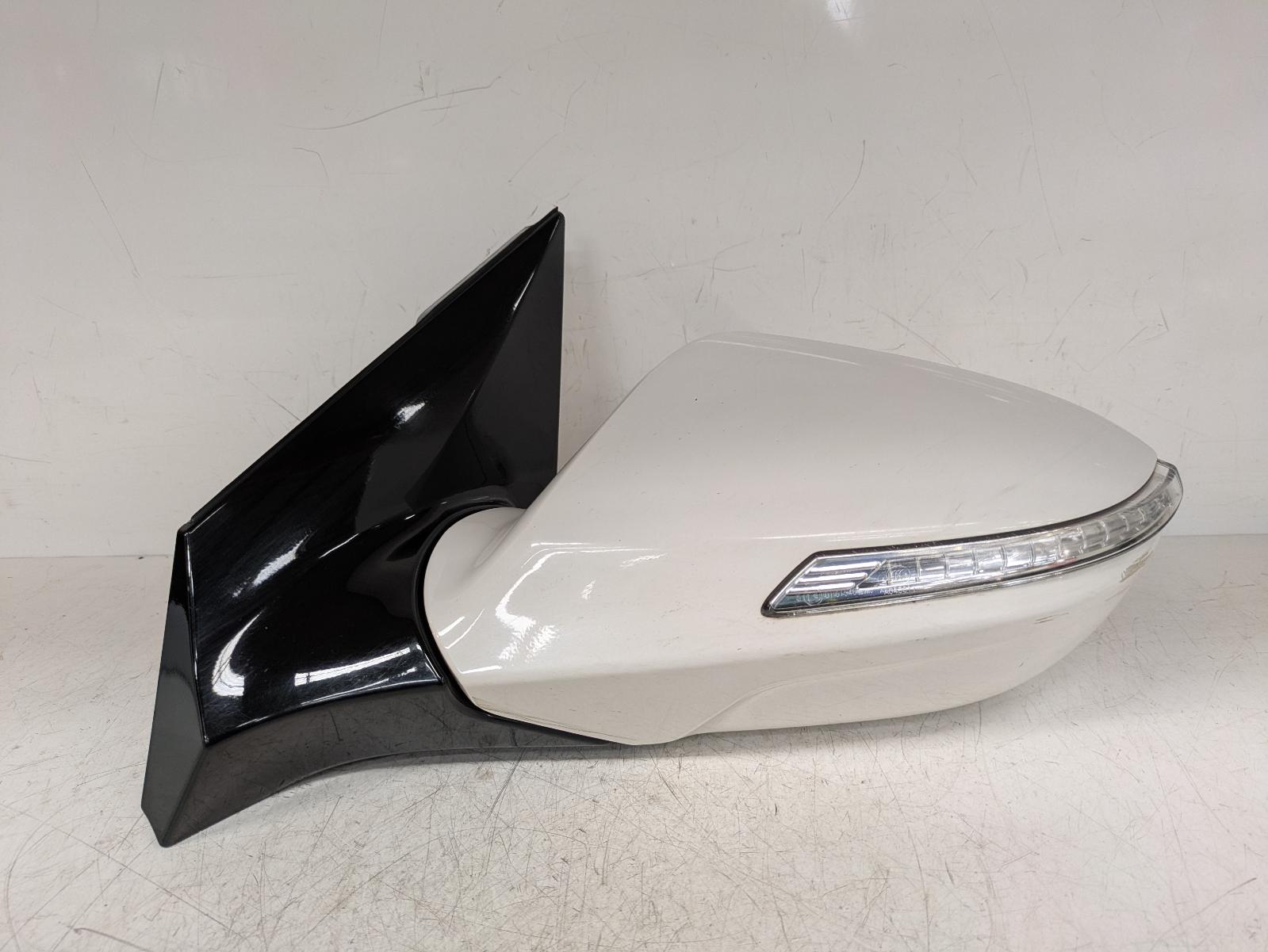 View Auto part L Door Mirror Hyundai I40 2011