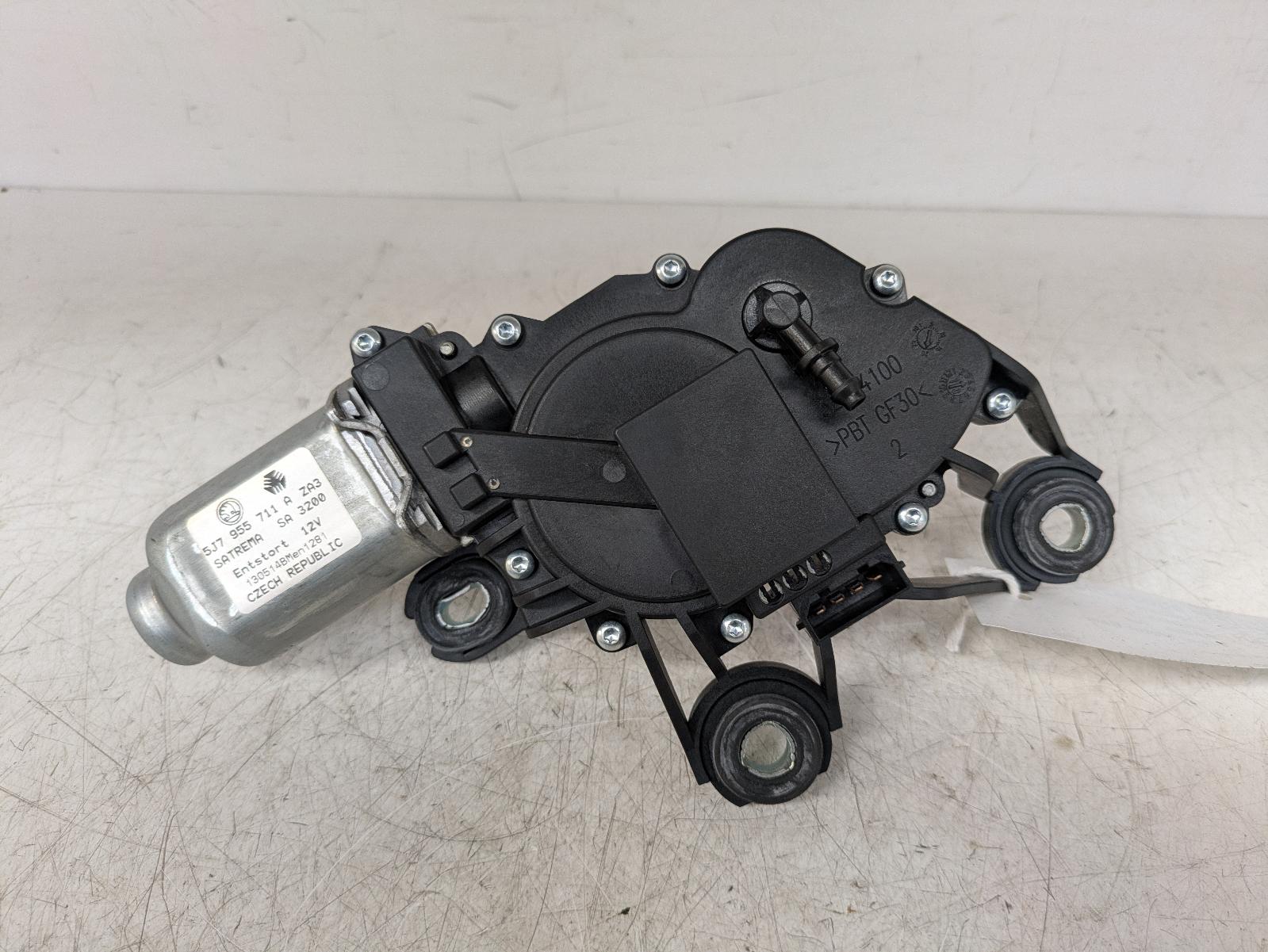 View Auto part Wiper Motor Rear Skoda Fabia 2008