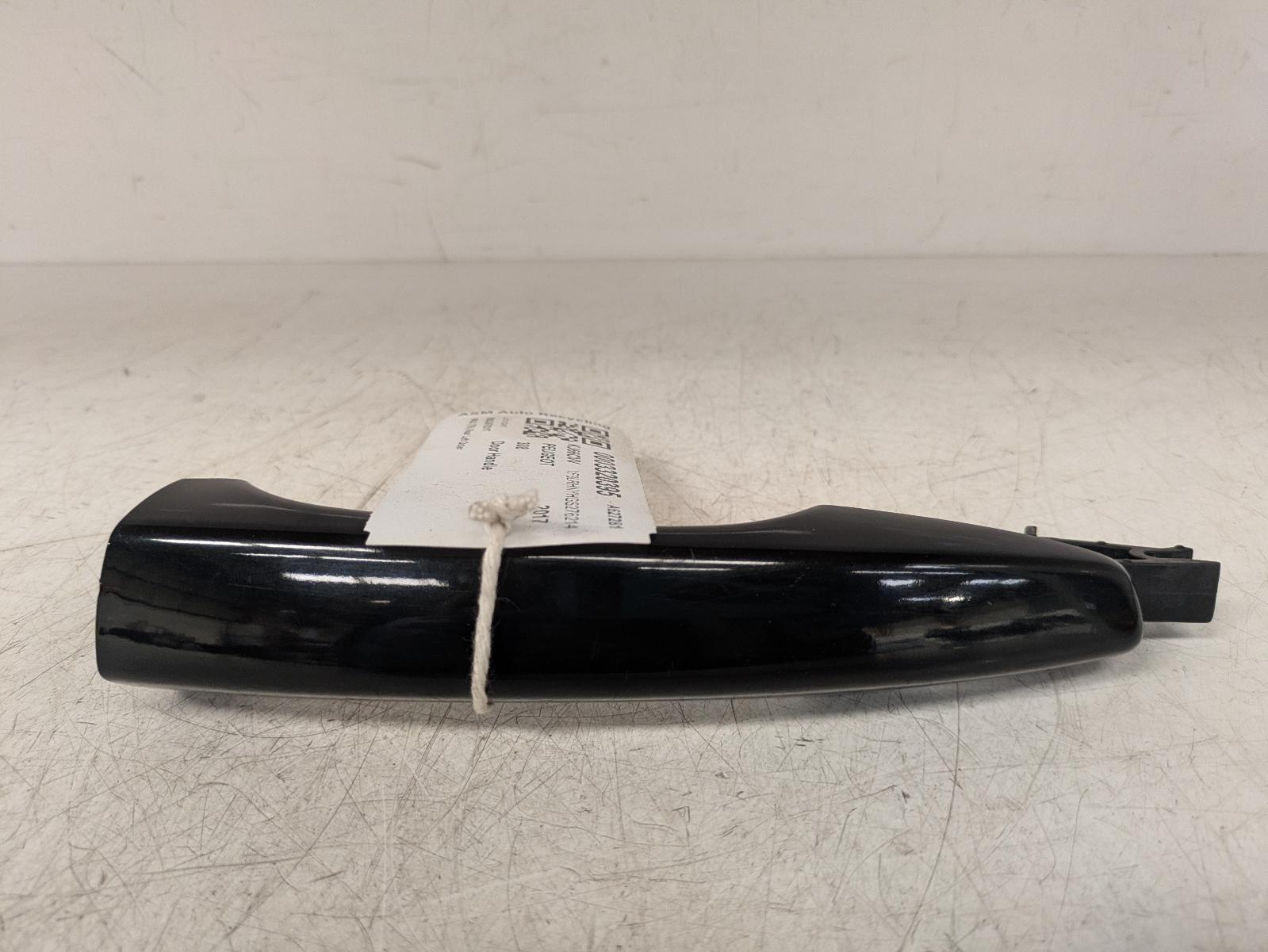 View Auto part Door Handle Peugeot 308 2017
