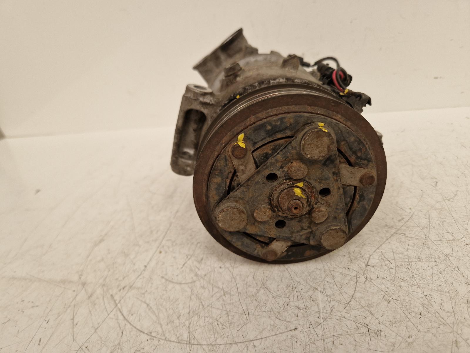 View Auto part Compressor Vauxhall Insignia 2013