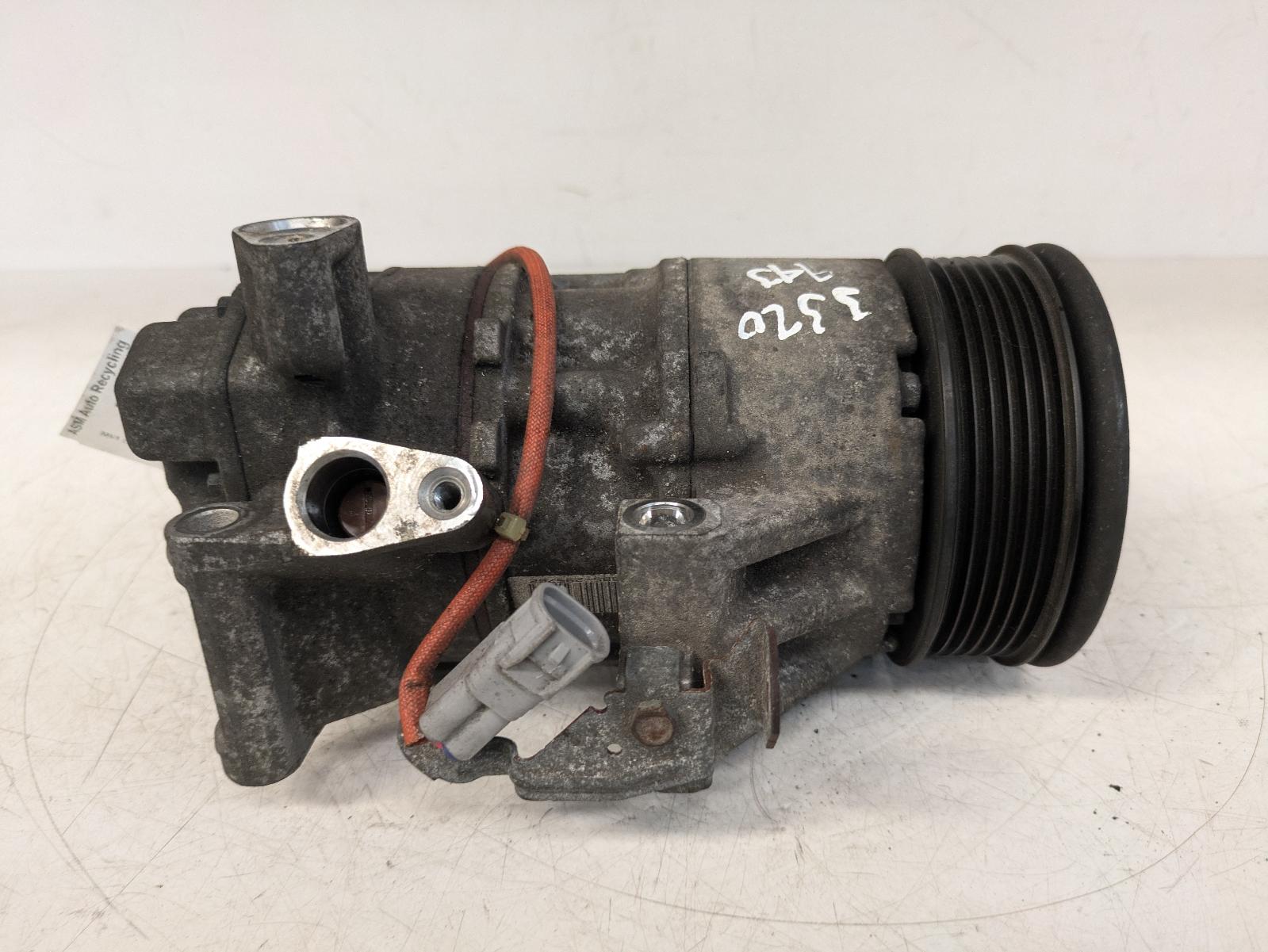 View Auto part Compressor Toyota Urban Cruiser 2009