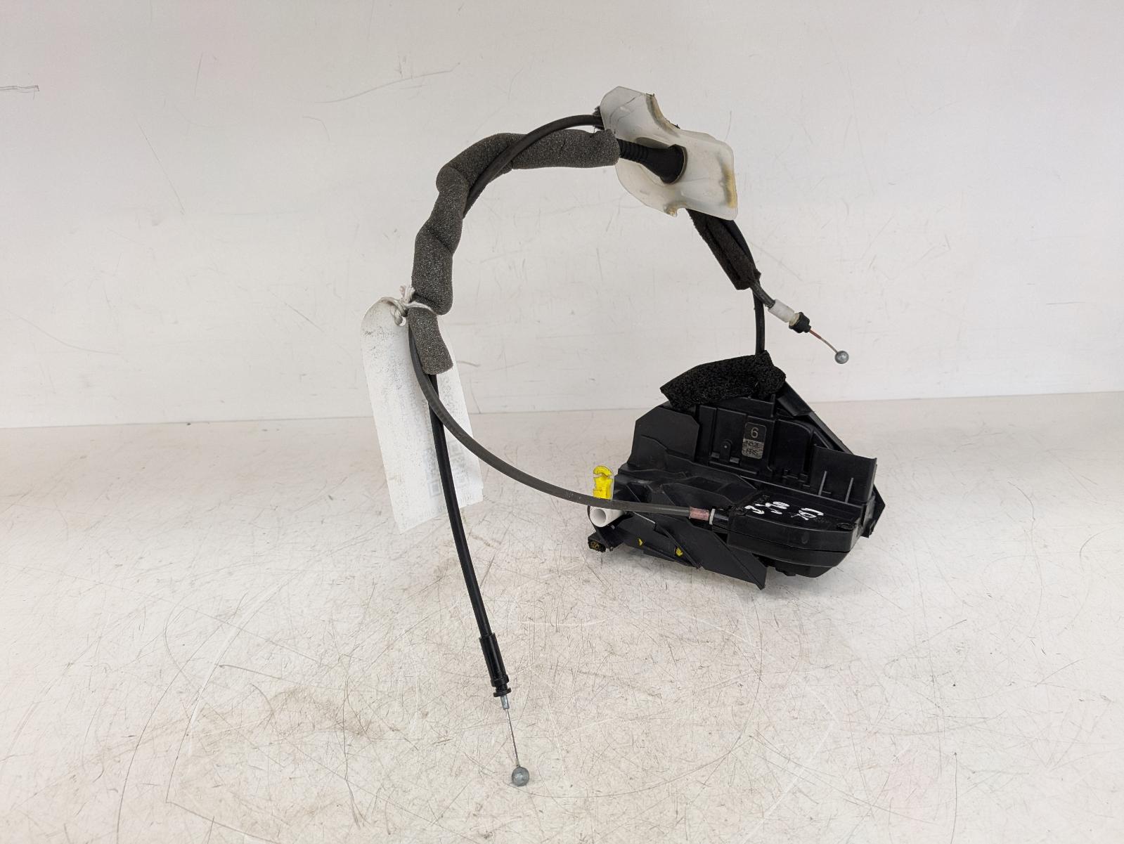 View Auto part Door Lock Assembly Nissan Qashqai 2012
