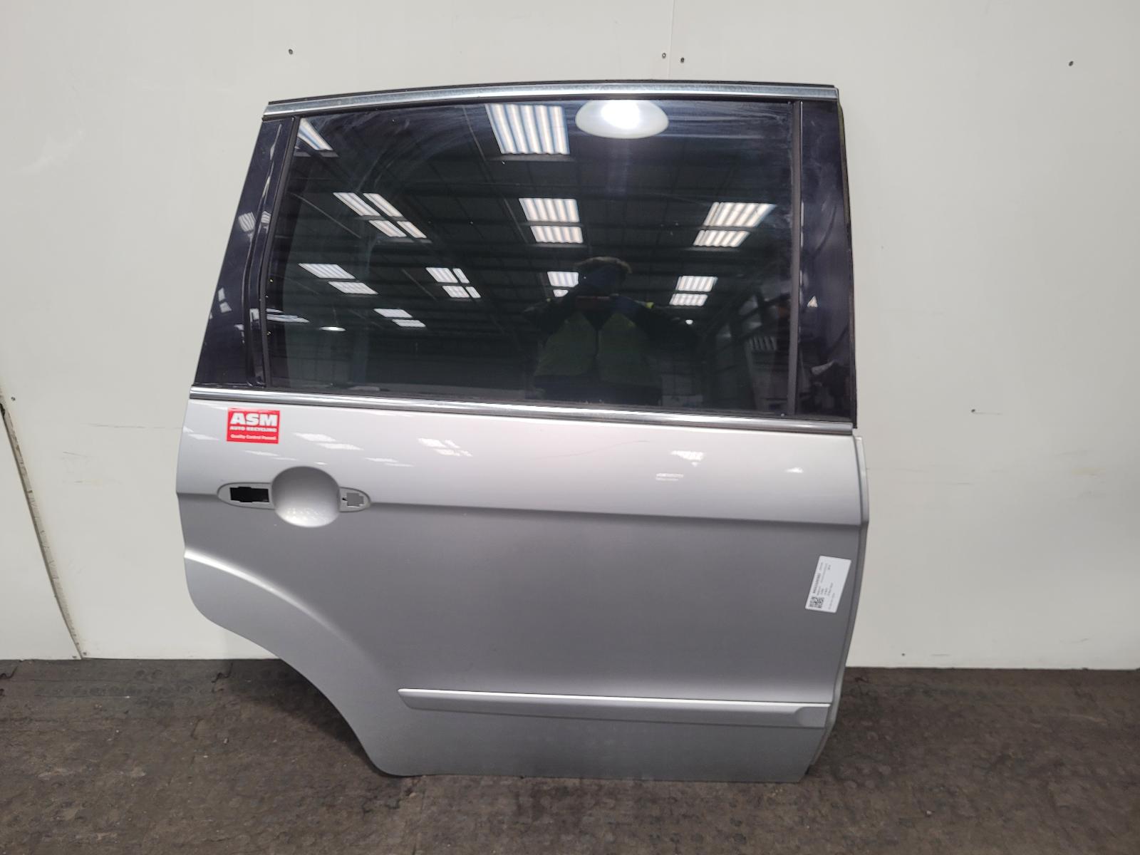View Auto part R Rear Door Ford S Max 2014