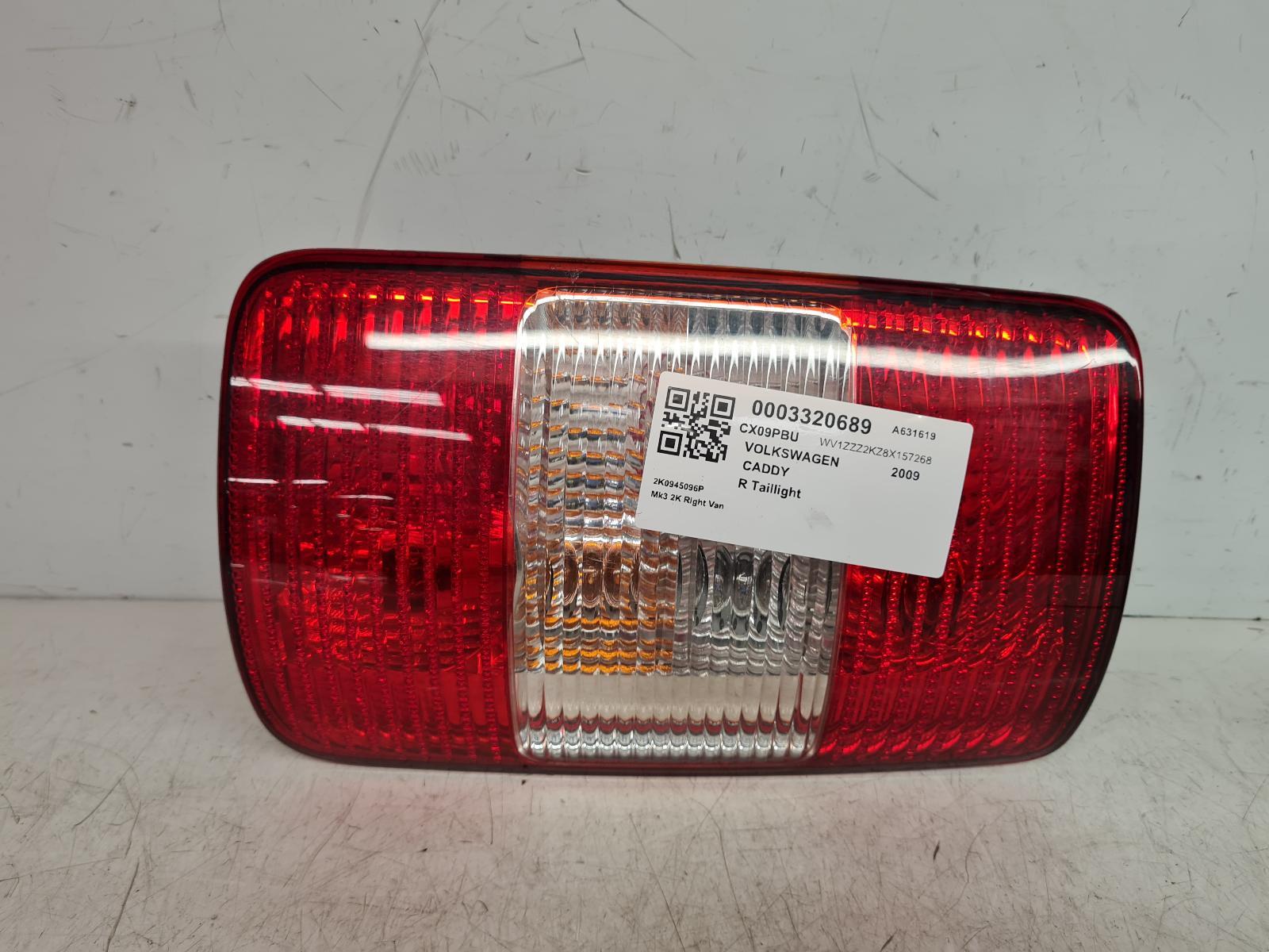 View Auto part R Taillight Volkswagen Caddy 2009