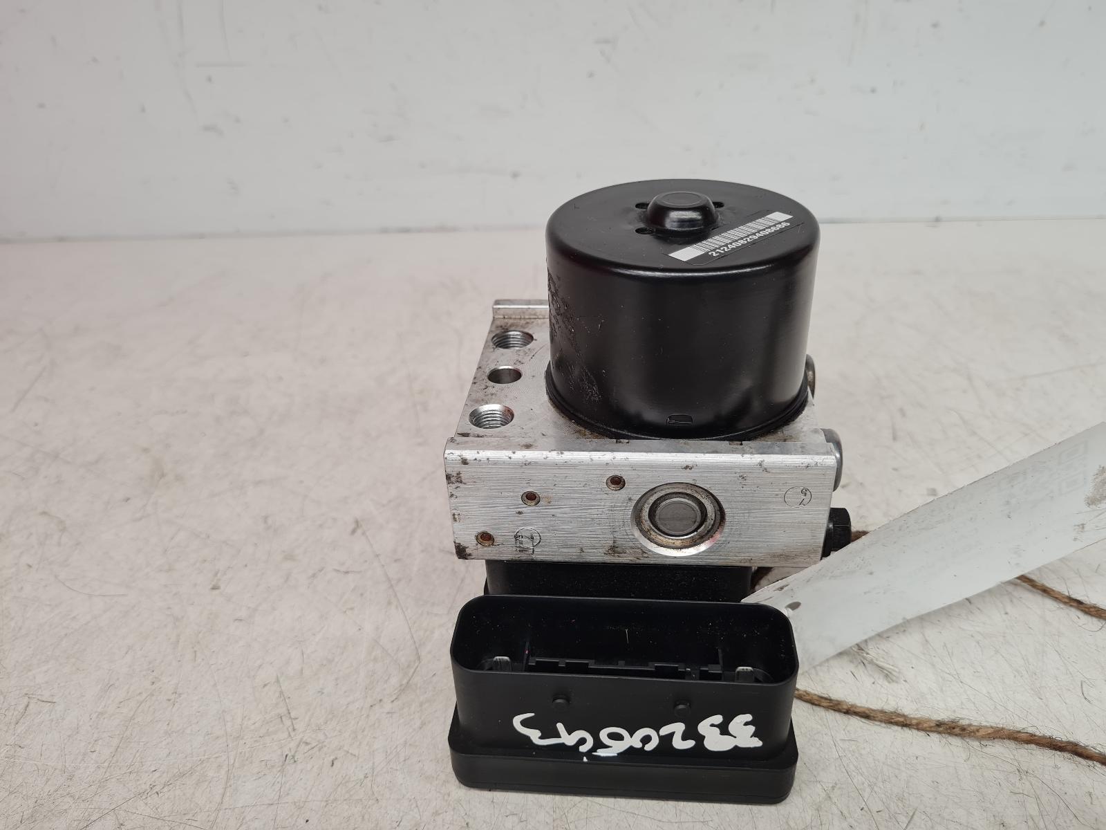 View Auto part ABS Pump/Modulator Volkswagen Caddy 2009