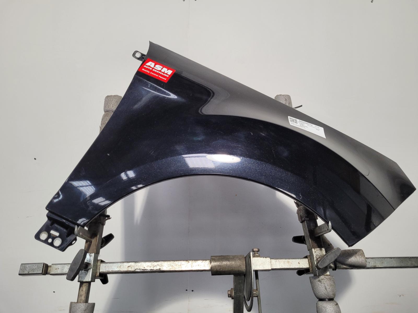 View Auto part R Wing Ford Ecosport 2014