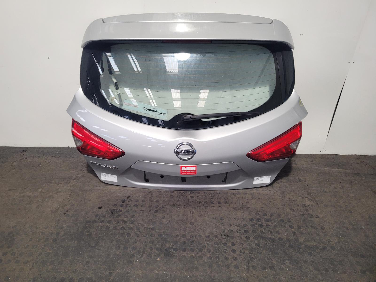 View Auto part Bootlid/Tailgate Nissan Pulsar 2016