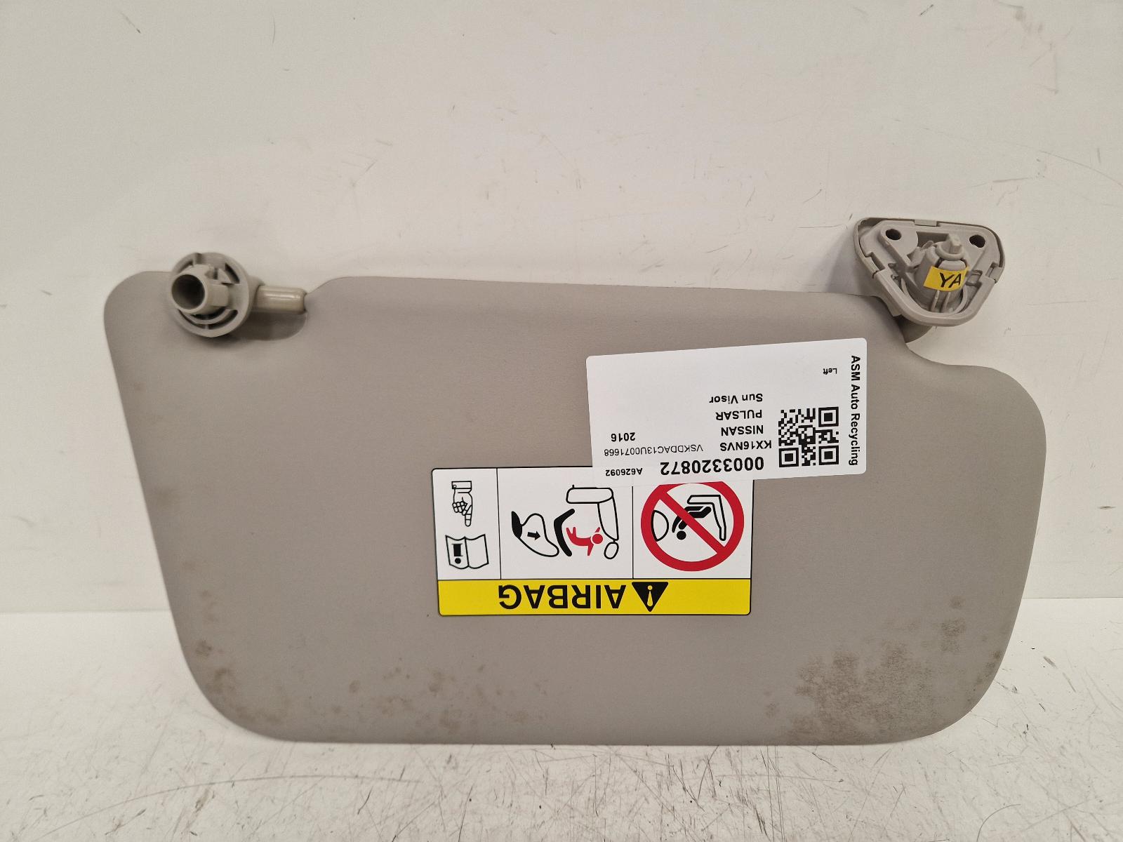 View Auto part Sun visor Nissan Pulsar 2016