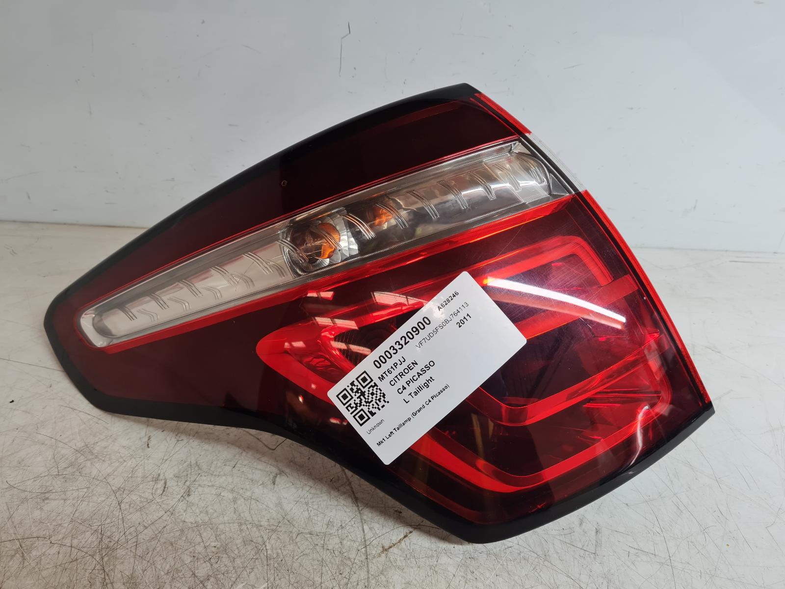 View Auto part L Taillight Citroen C4 Picasso 2011