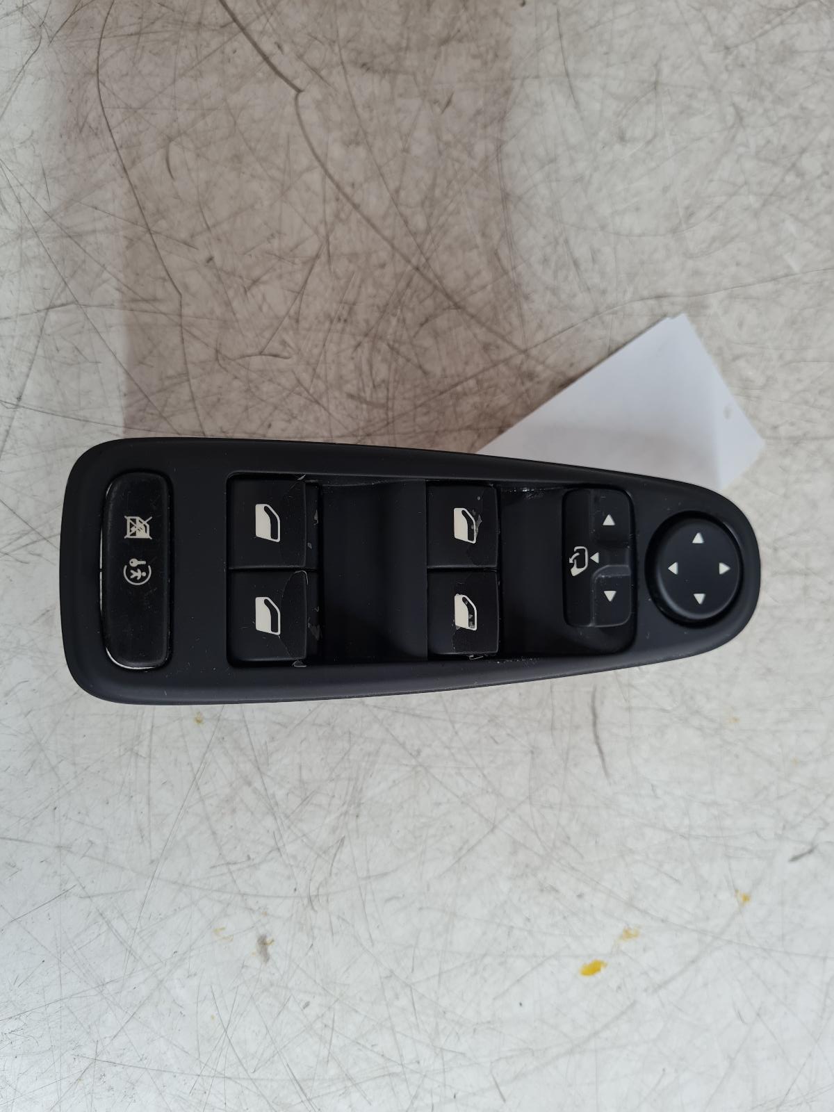 View Auto part Elect. Window Switch Citroen C4 Picasso 2011