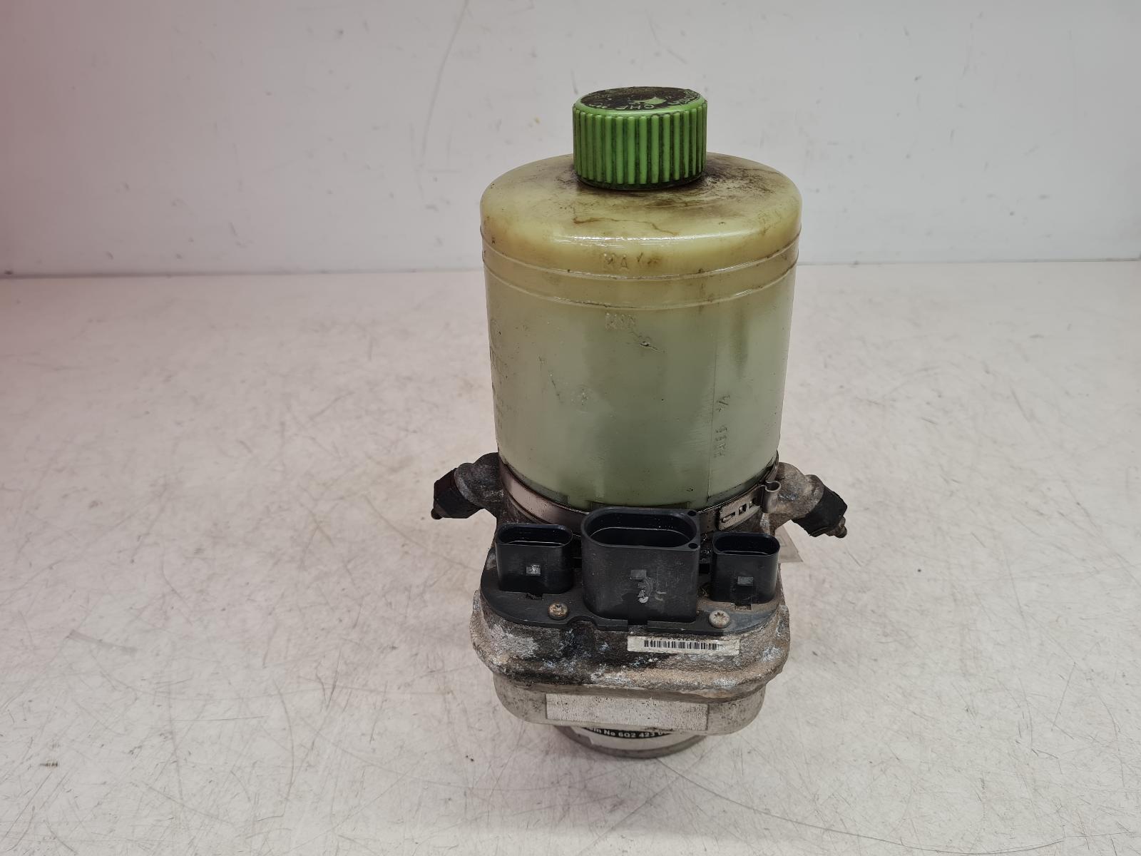 View Auto part Steering Pump Volkswagen Polo 2003