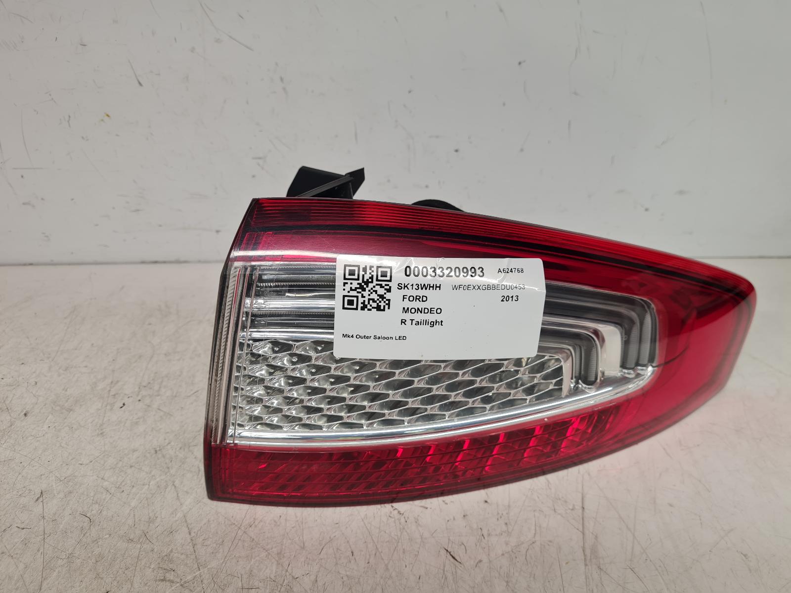View Auto part R Taillight Ford Mondeo 2013